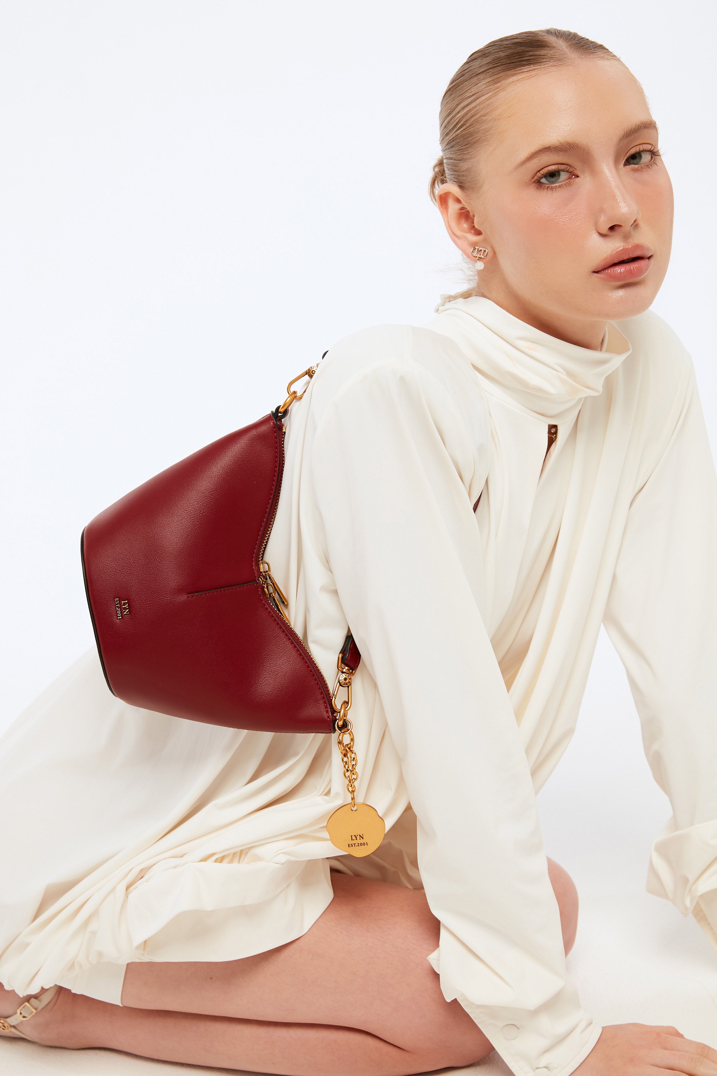 Condular S Shoulder Bag Dark Red