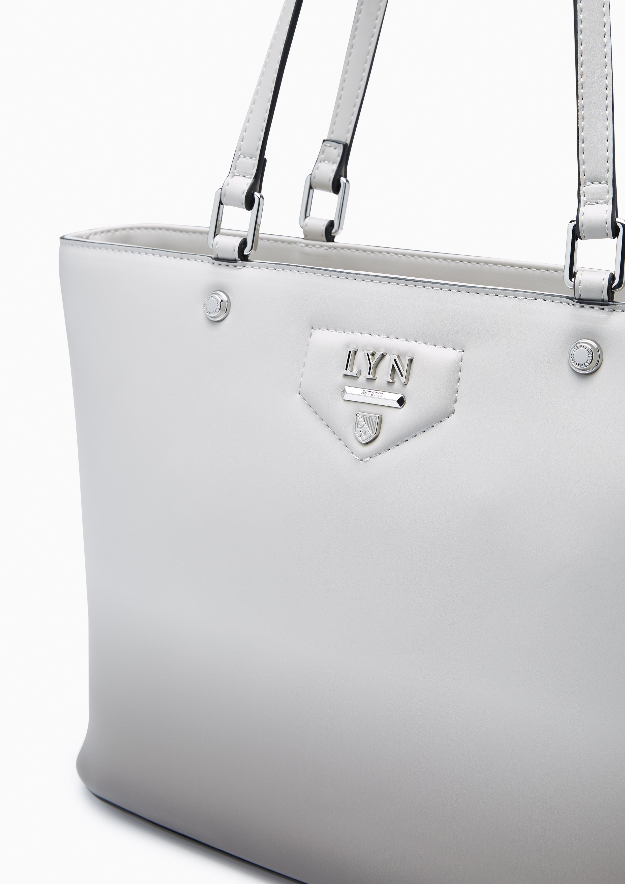 กระเป๋าโท้ท Carina Re-Edition L