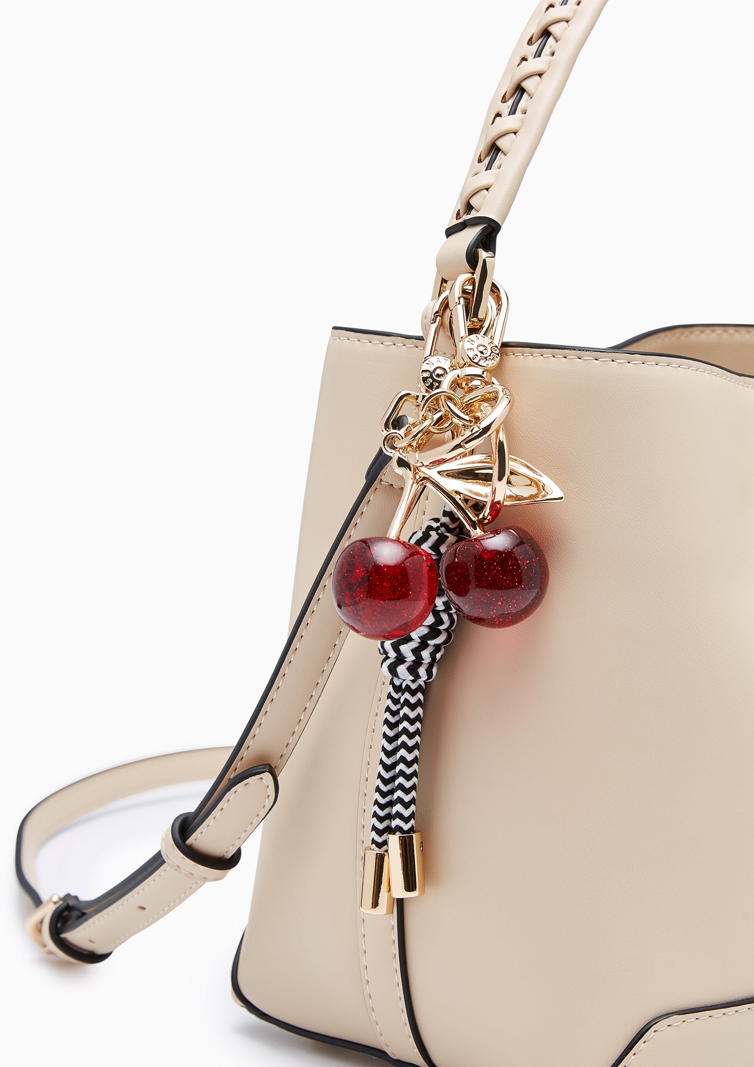 กระเป๋าทรงถัง Bethany M