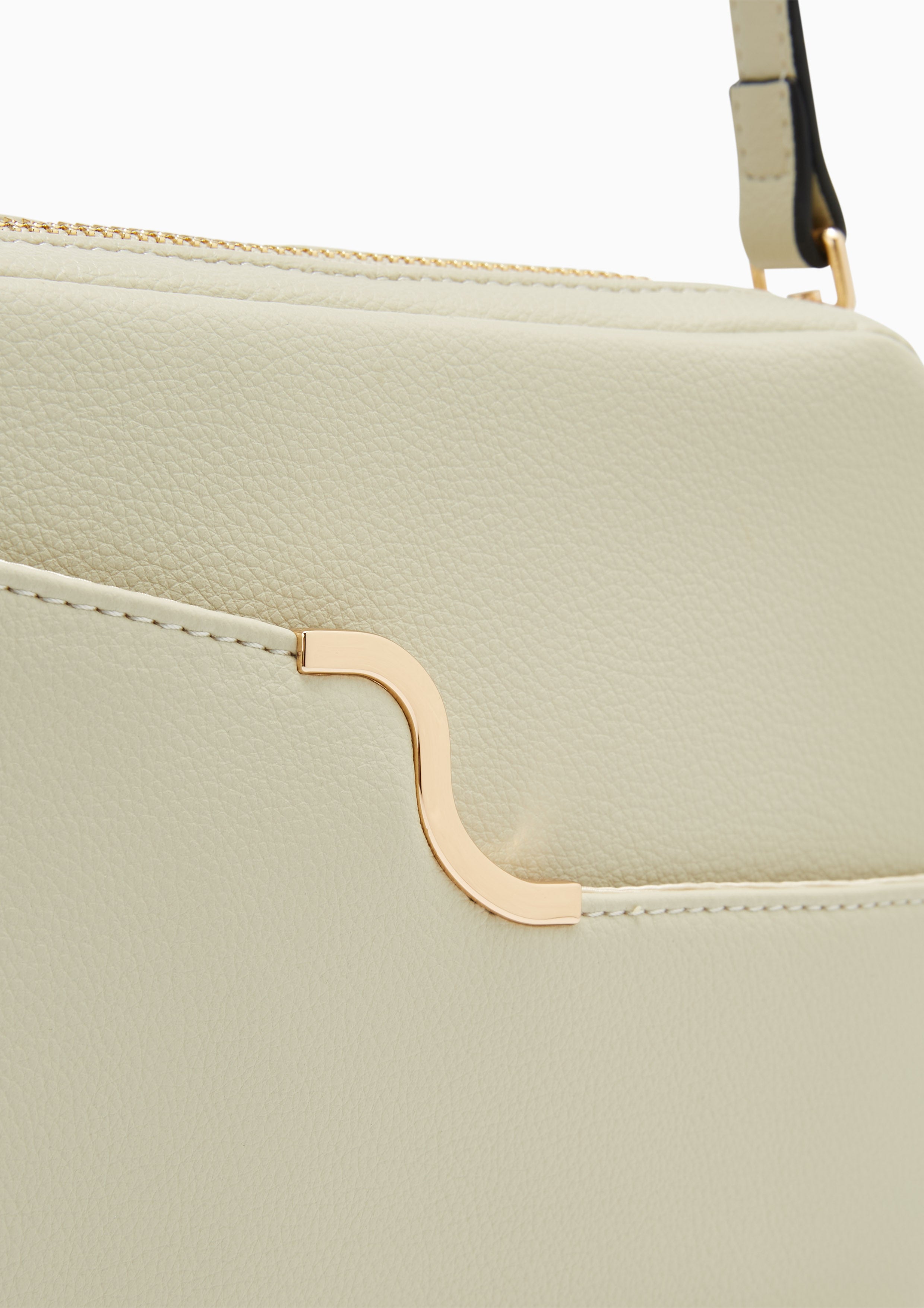 กระเป๋าสะพายข้าง Star Infinite M