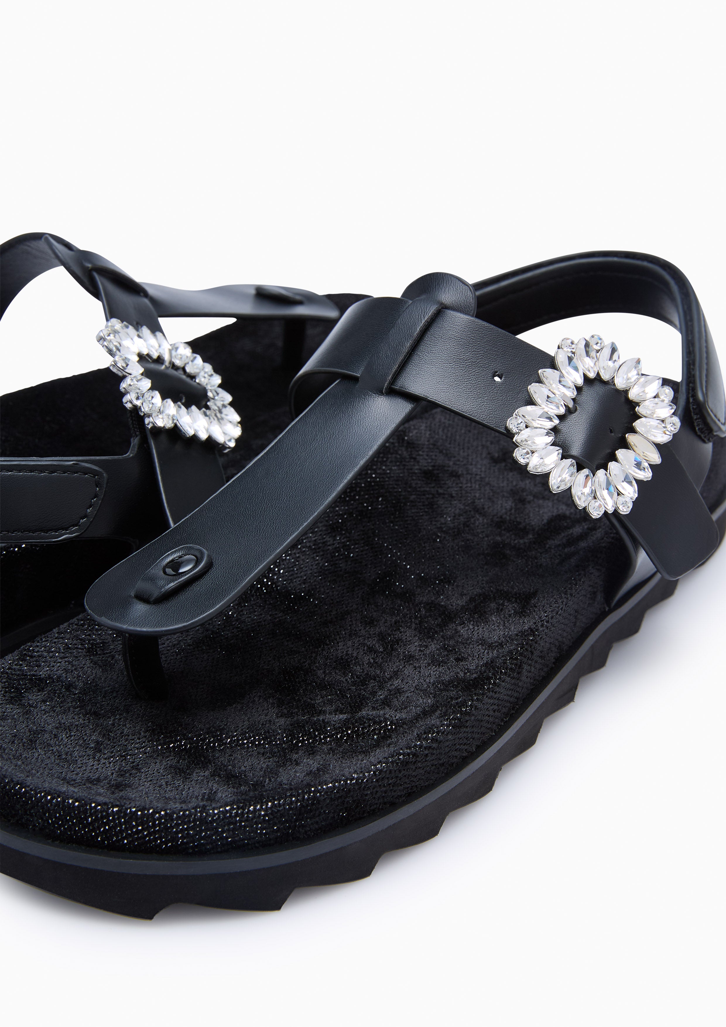 Veeni Thong Sandals Black