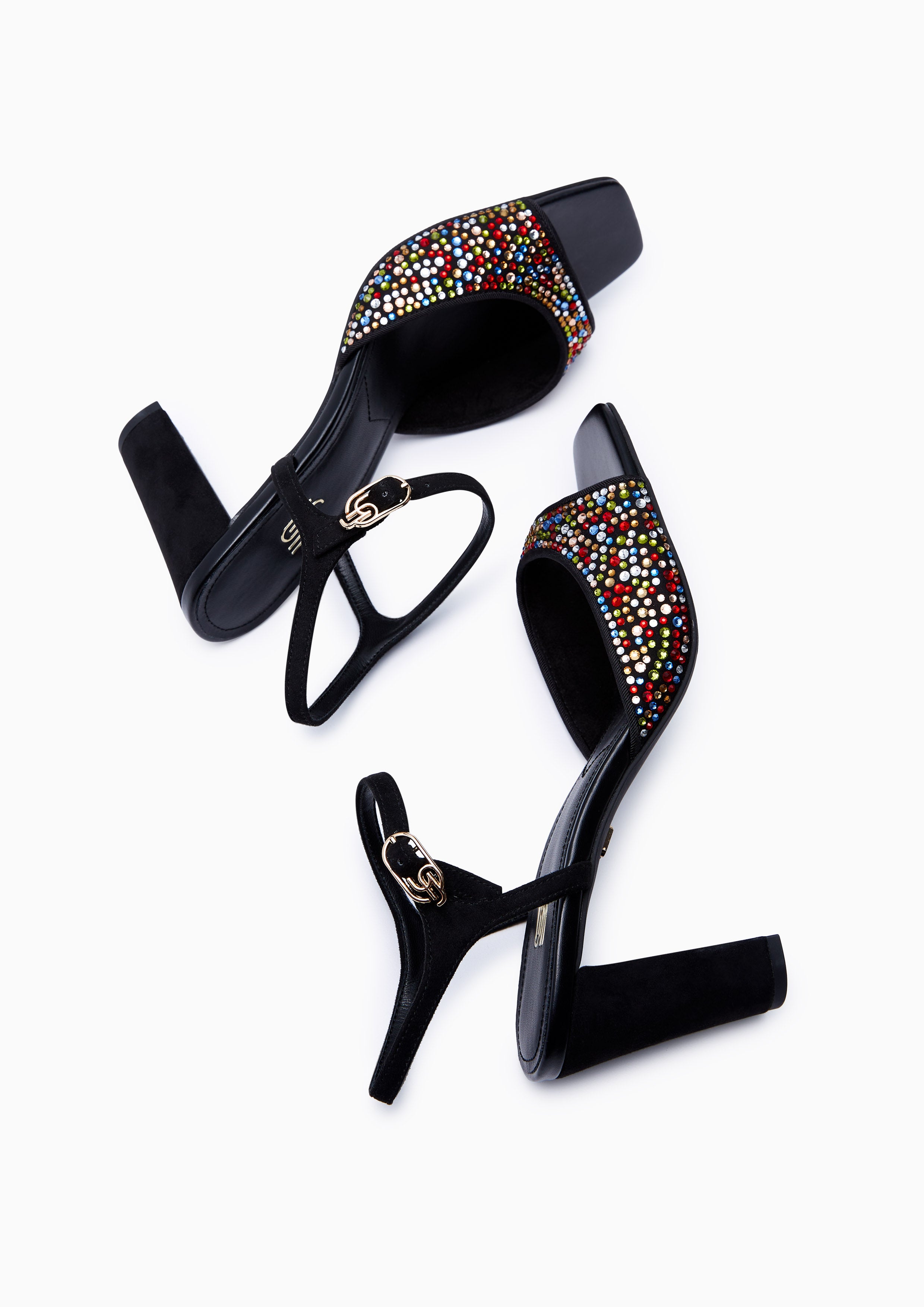 รองเท้าส้นสูง Jin Infinite