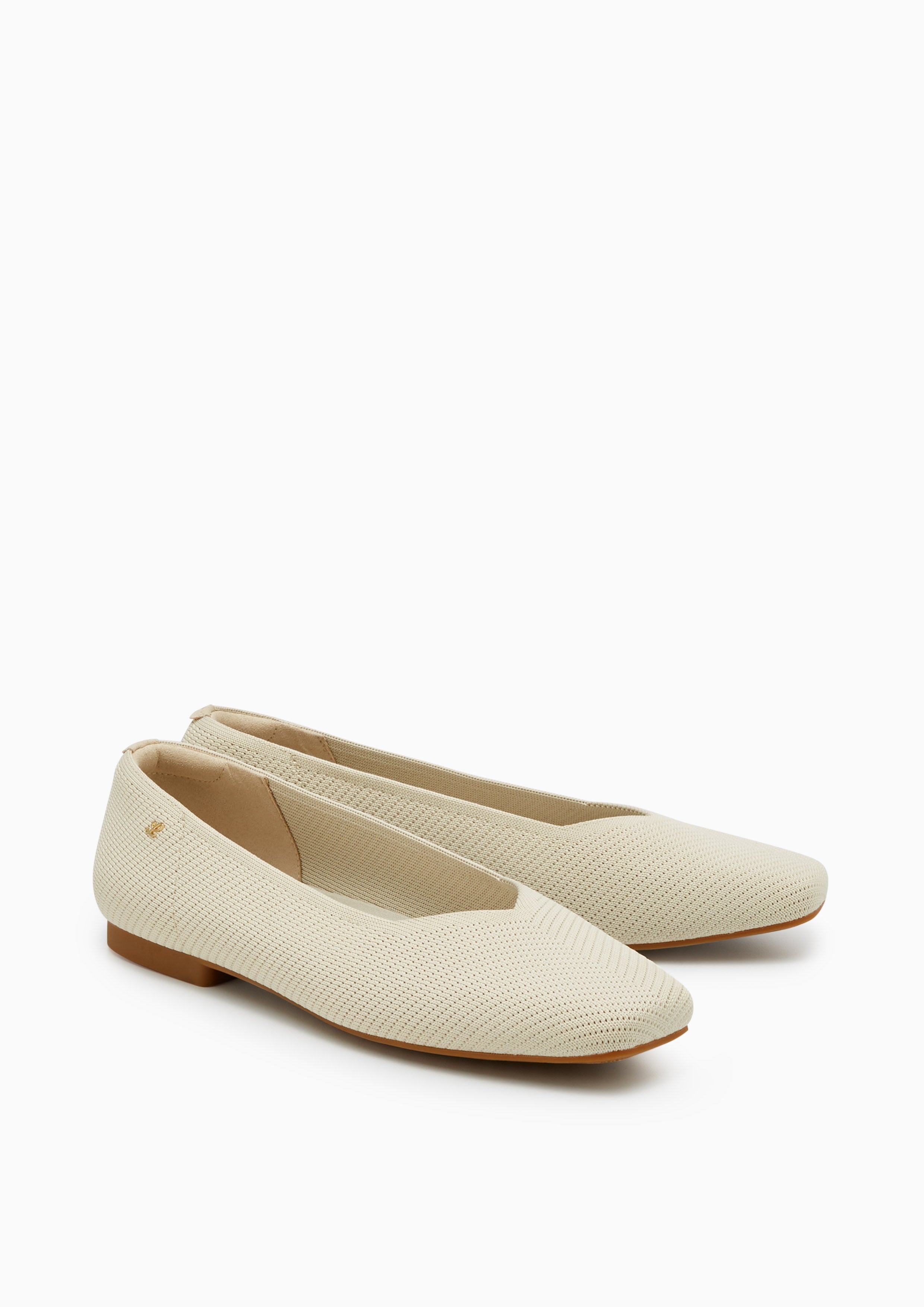 รองเท้าแฟลต Charm