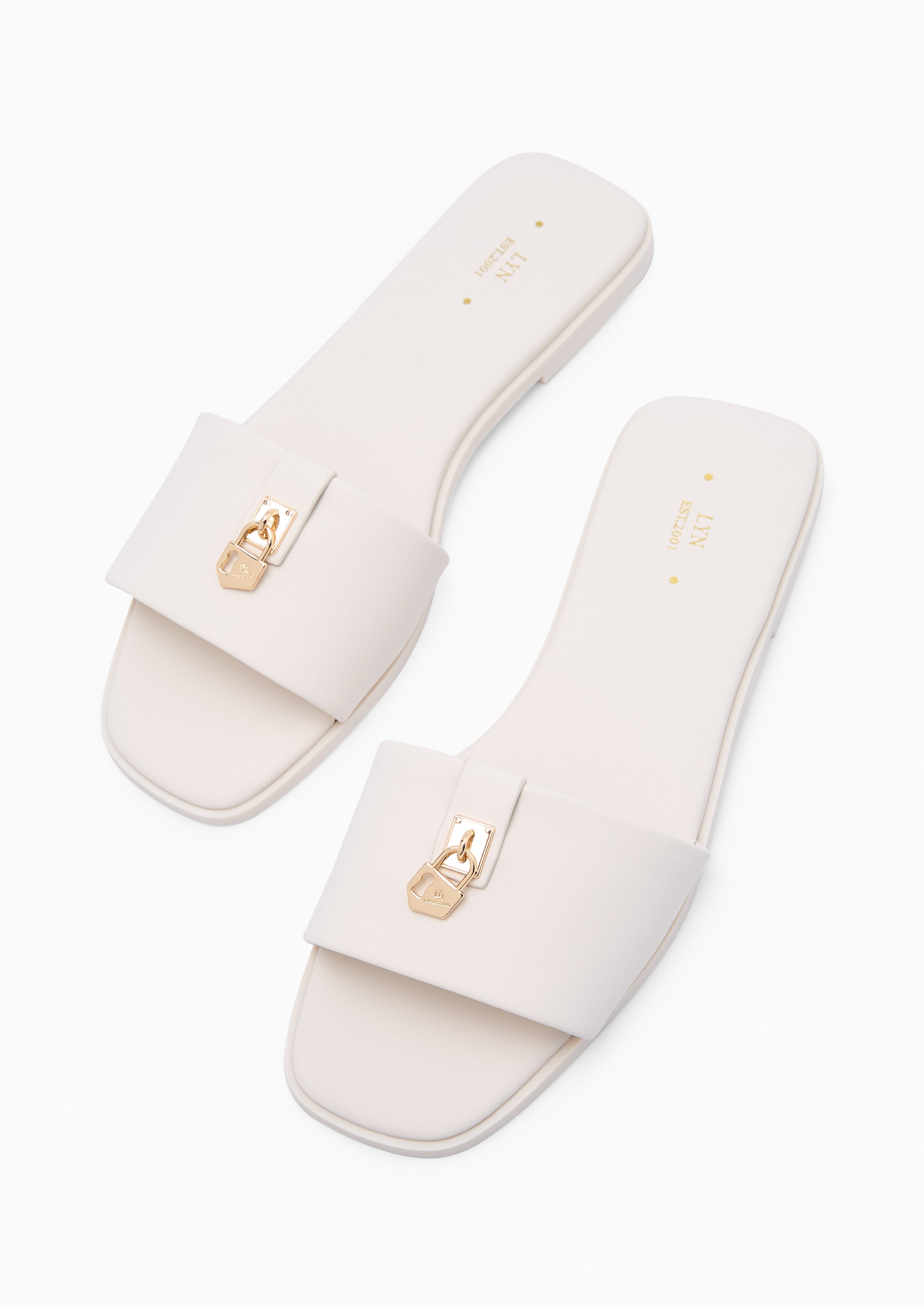 รองเท้าแตะ Neutra