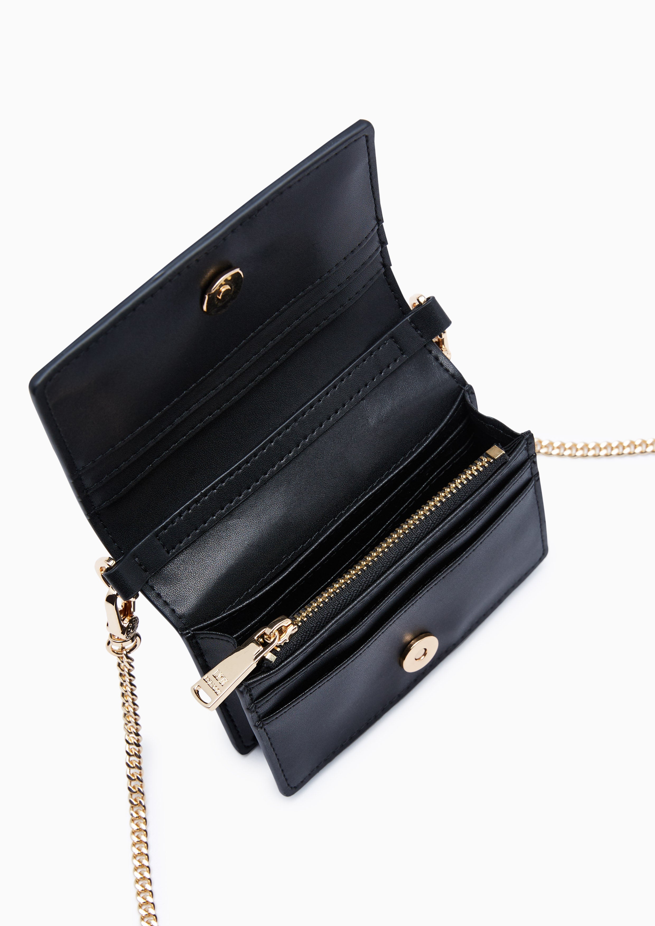 Montae Wallet On Chain Black