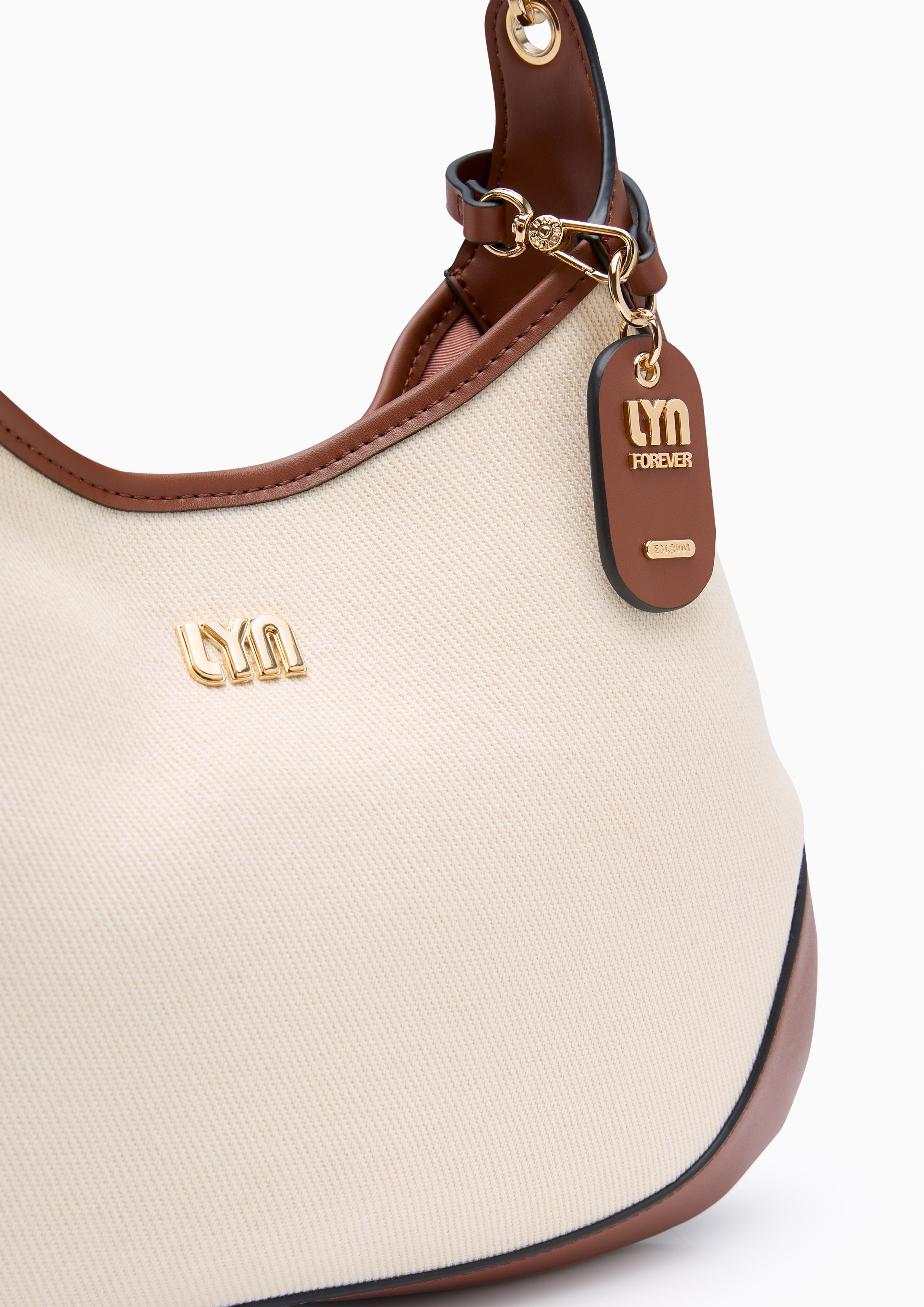 กระเป๋าโฮโบ Neva