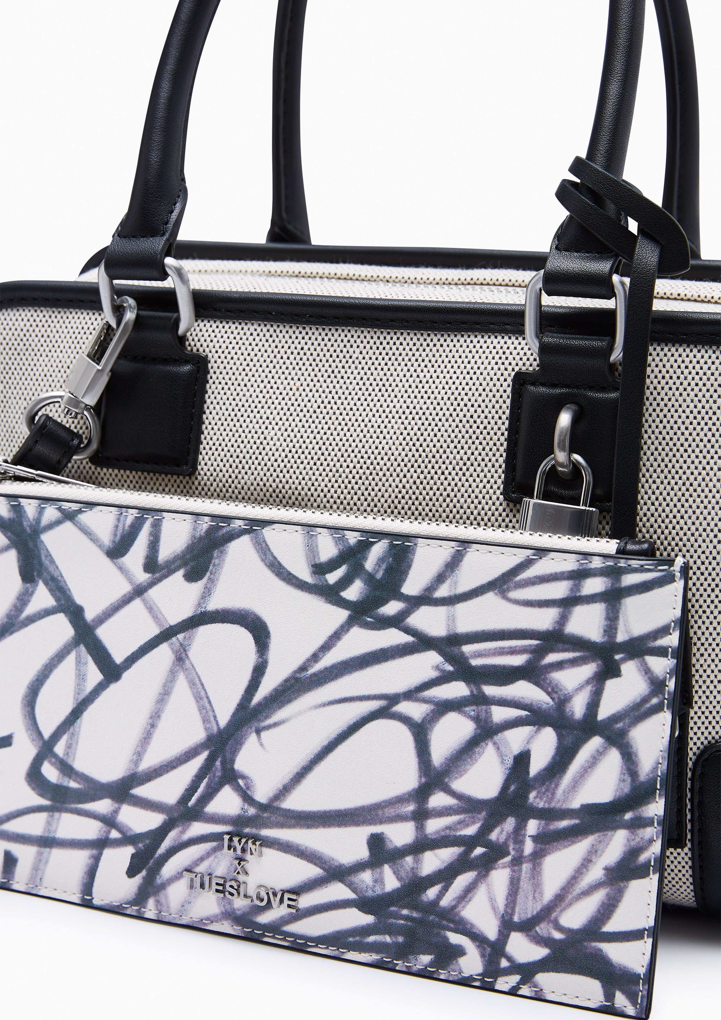 กระเป๋า Tue Love S Canvas Bag