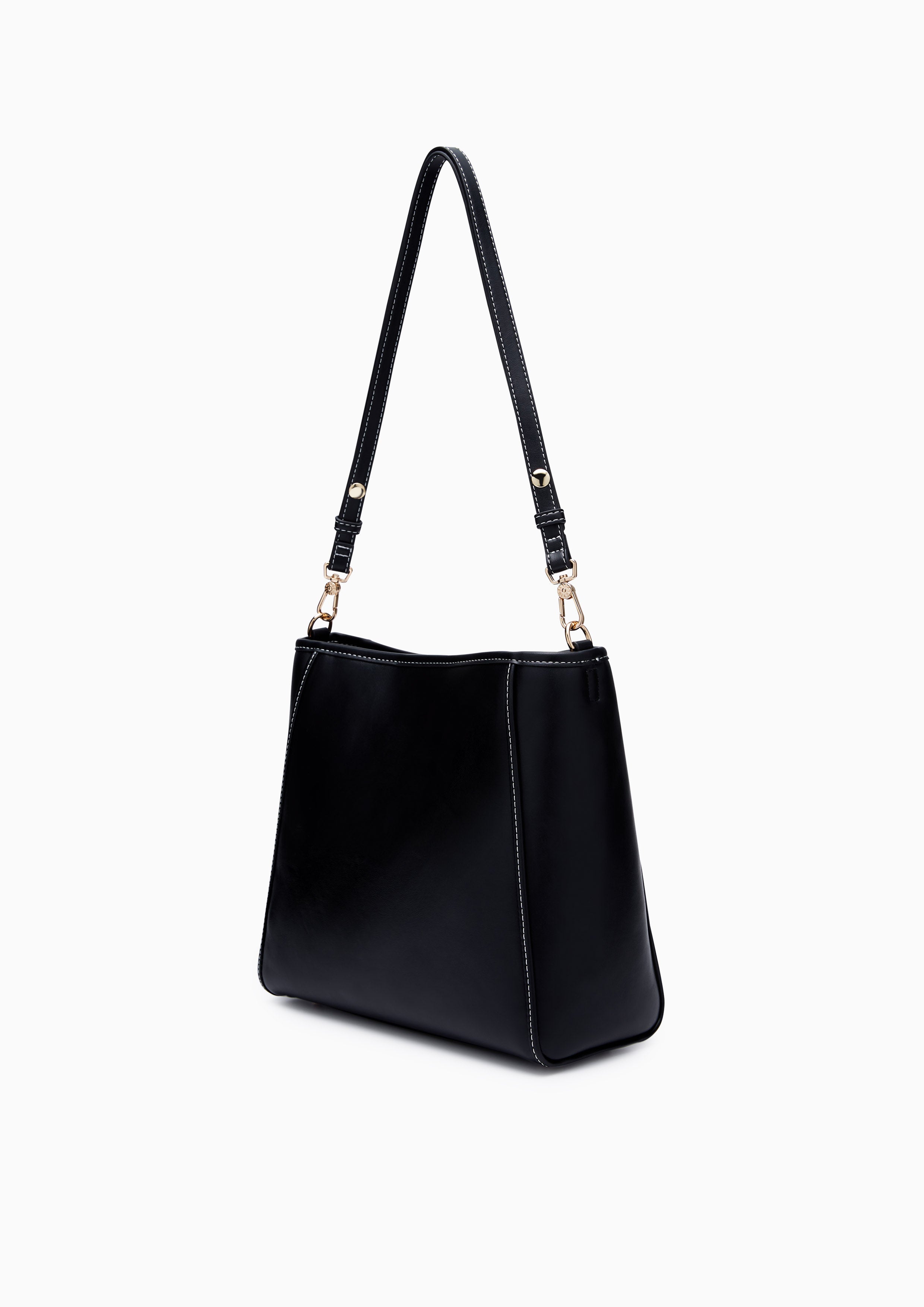 Berlyn L Shoulder Bag Black