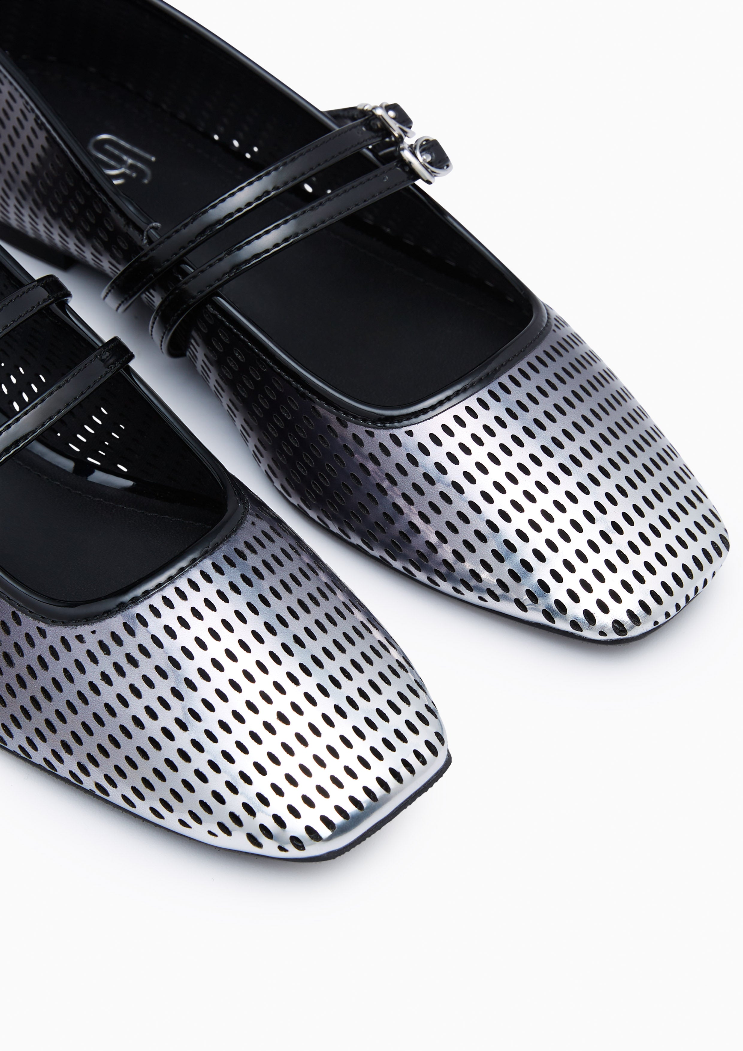 รองเท้าบัลเลริน่า Nash Infinite