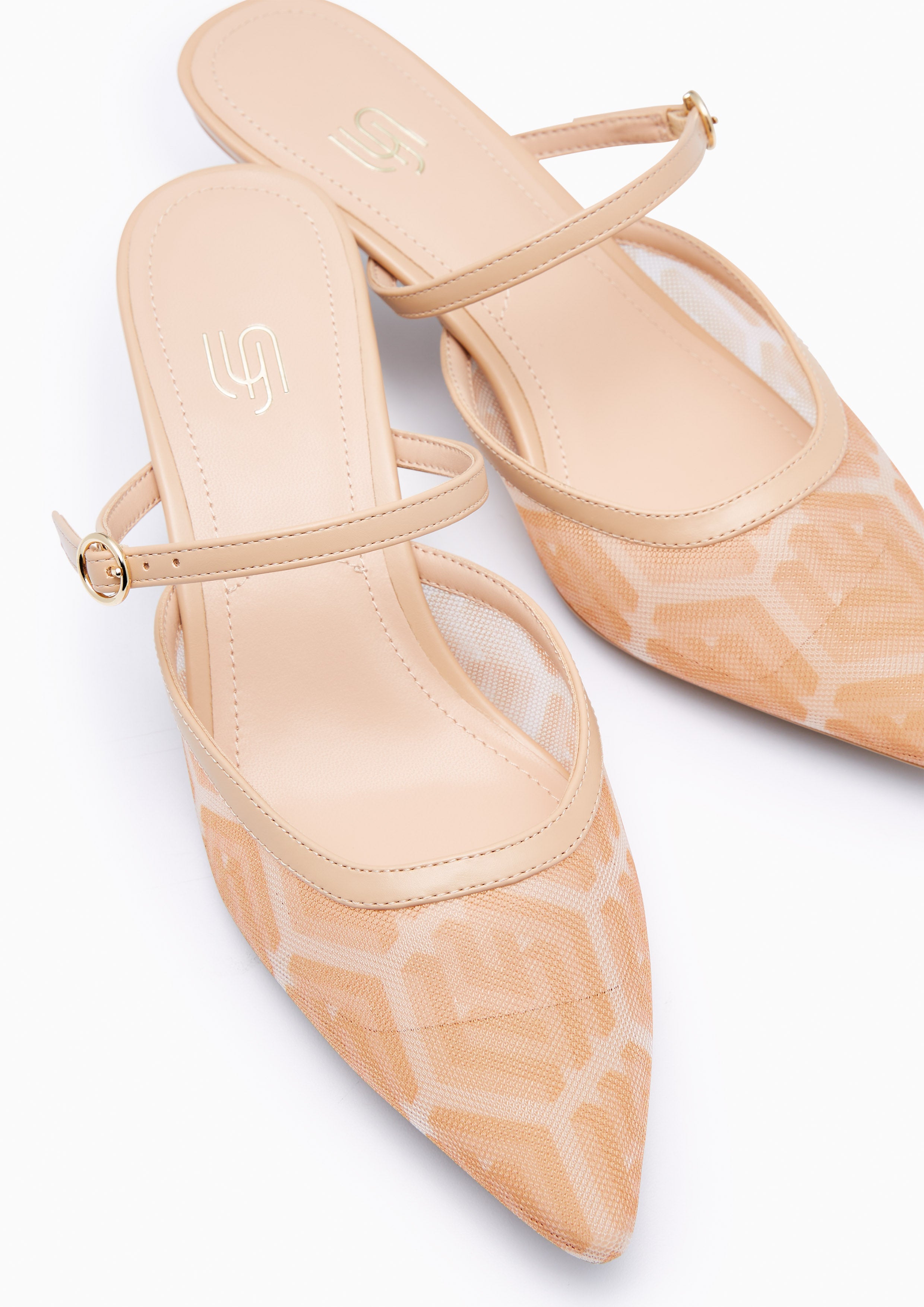 Ada Infinite Kitten Heel Shoes Beige