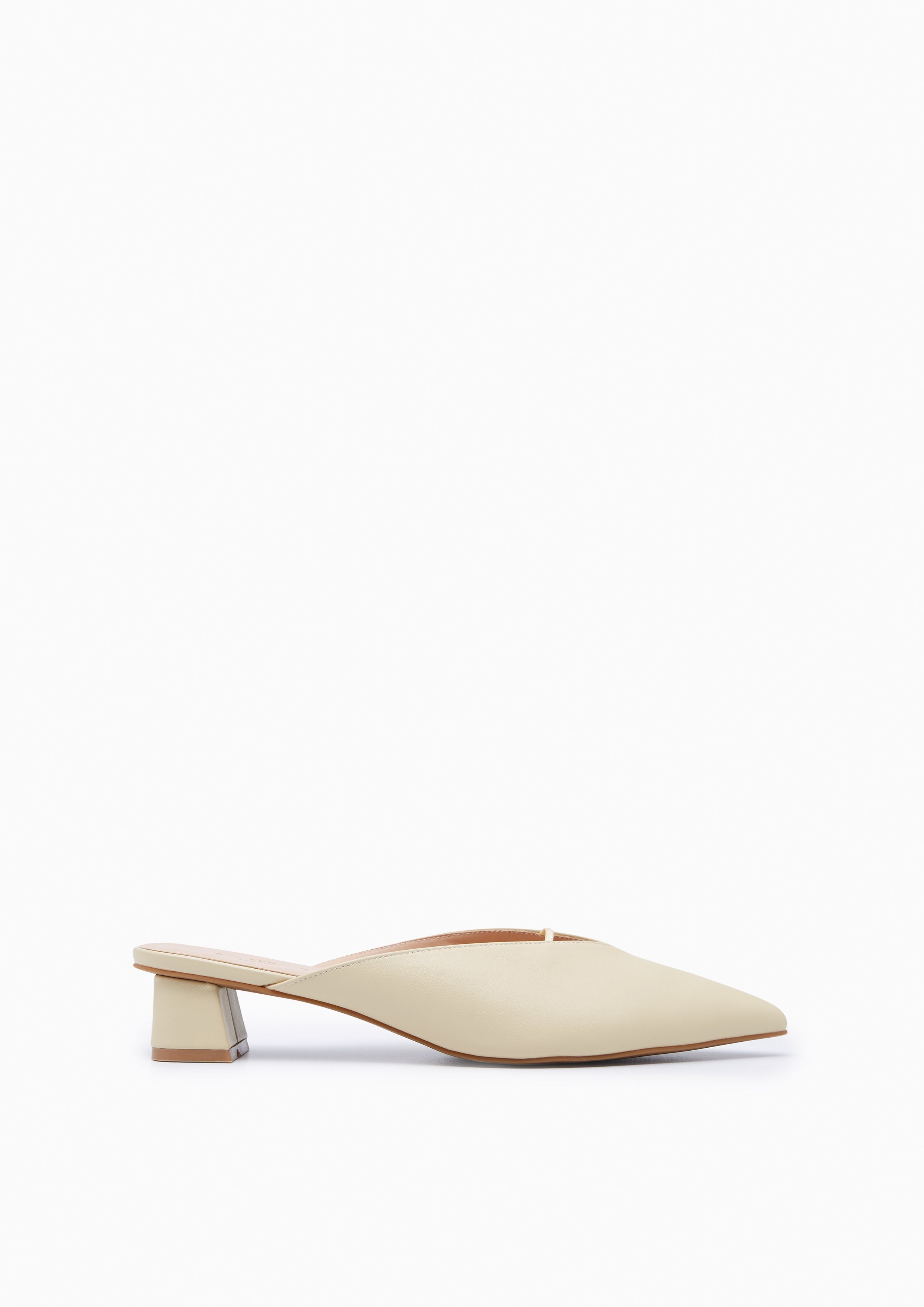 Kind Pointed Mule Shoes Beige