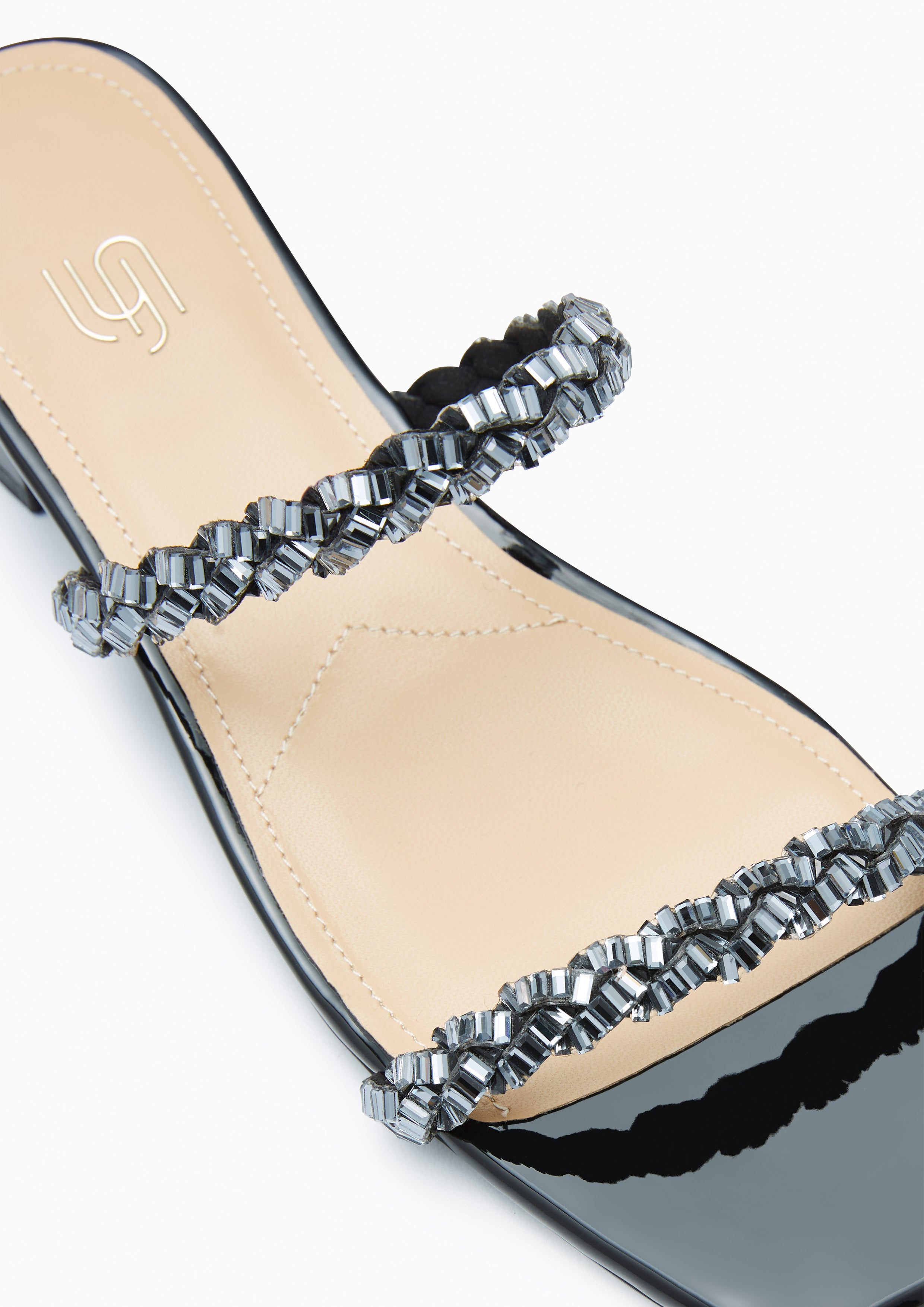 Promise Square Infinite Sandals Black