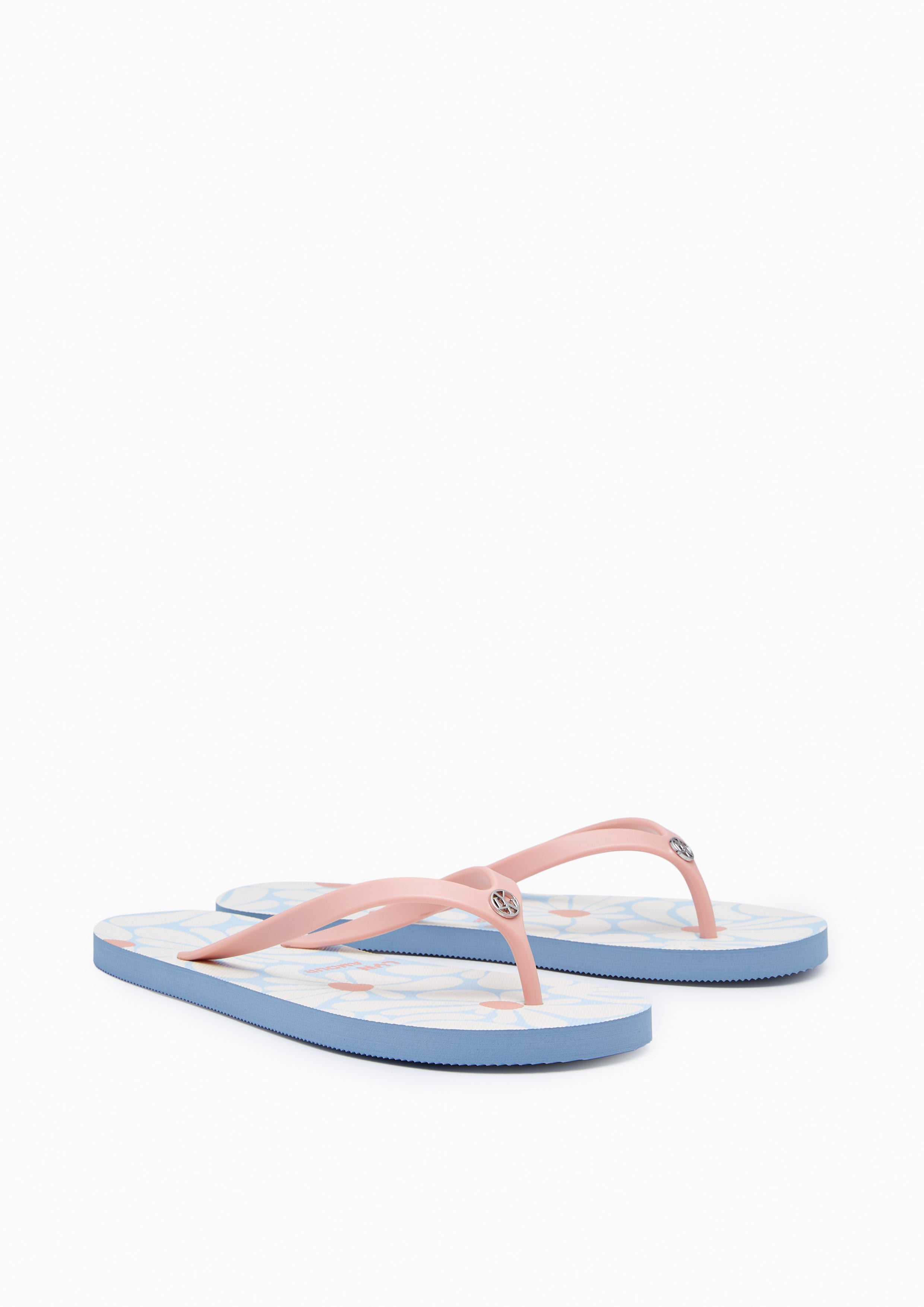 รองเท้าแตะแบบหูหนีบ รุ่น Summer Beach'26