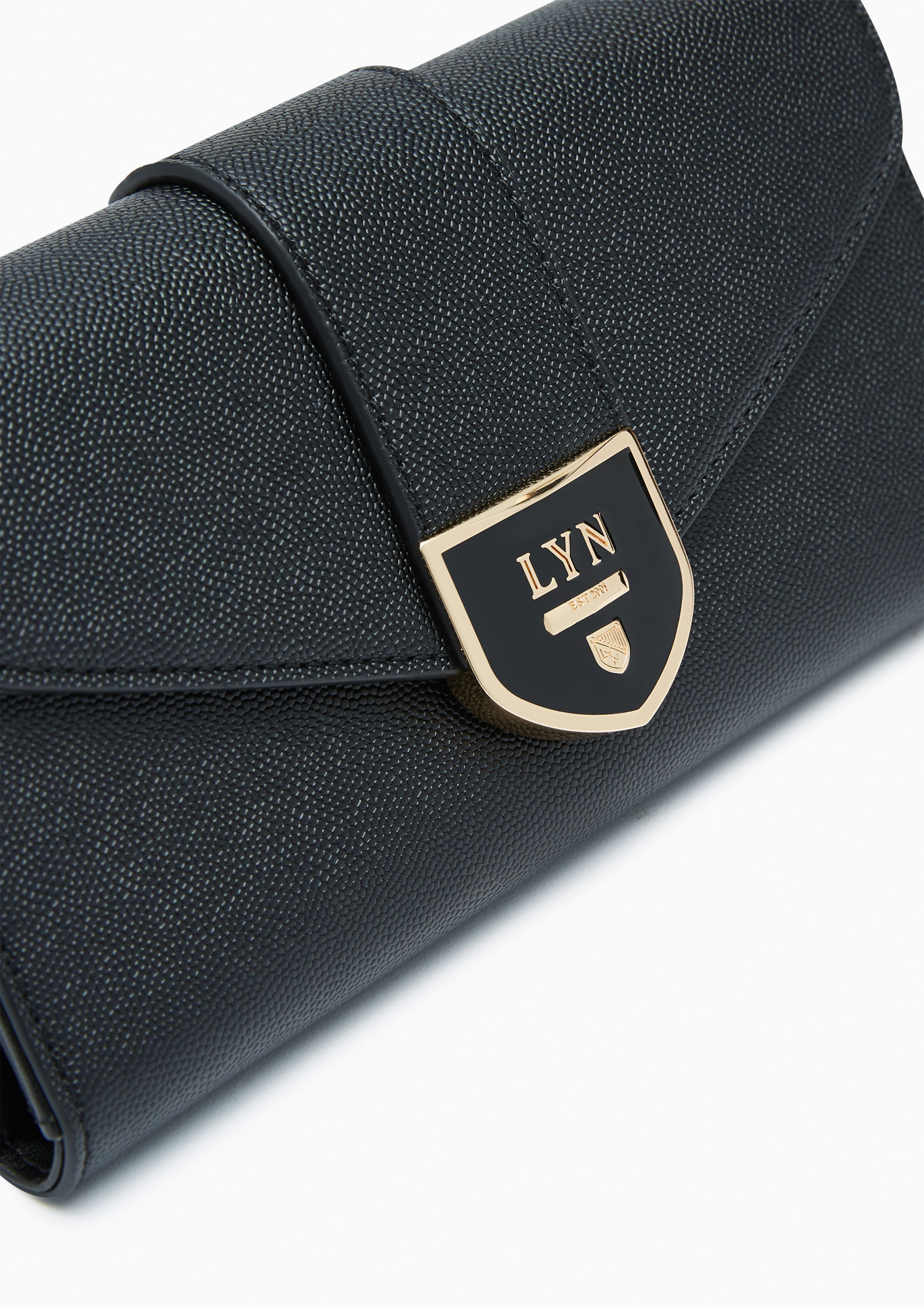 Re-Edit Casia Long Wallet On Chain Black