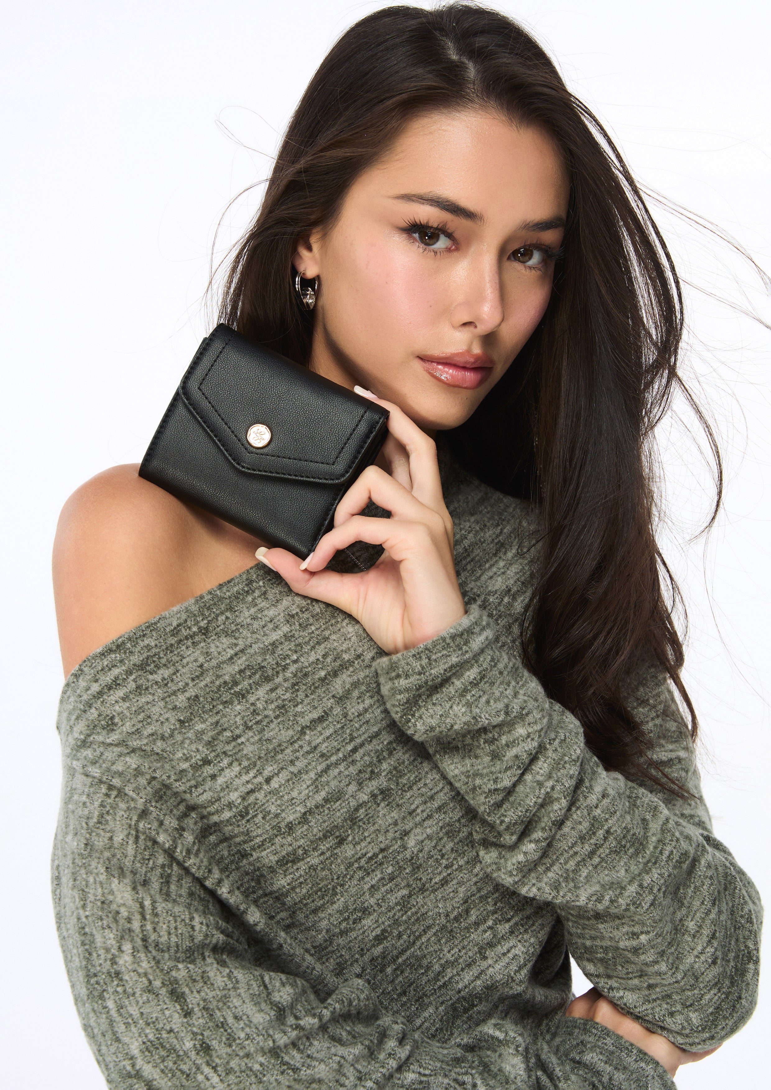 Atelier Short Flap Wallet Black