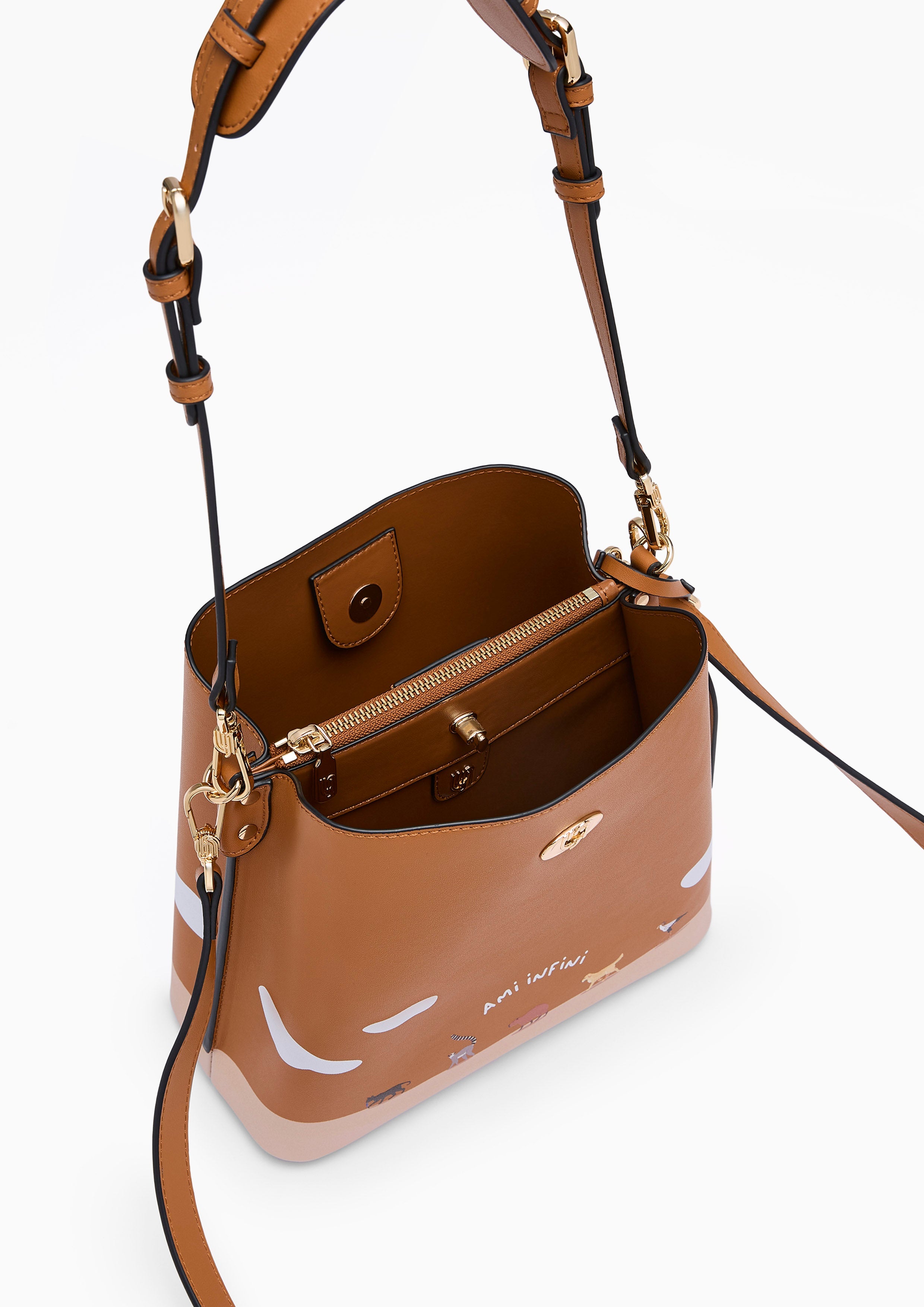 Amitie M Bucket Bag Tan