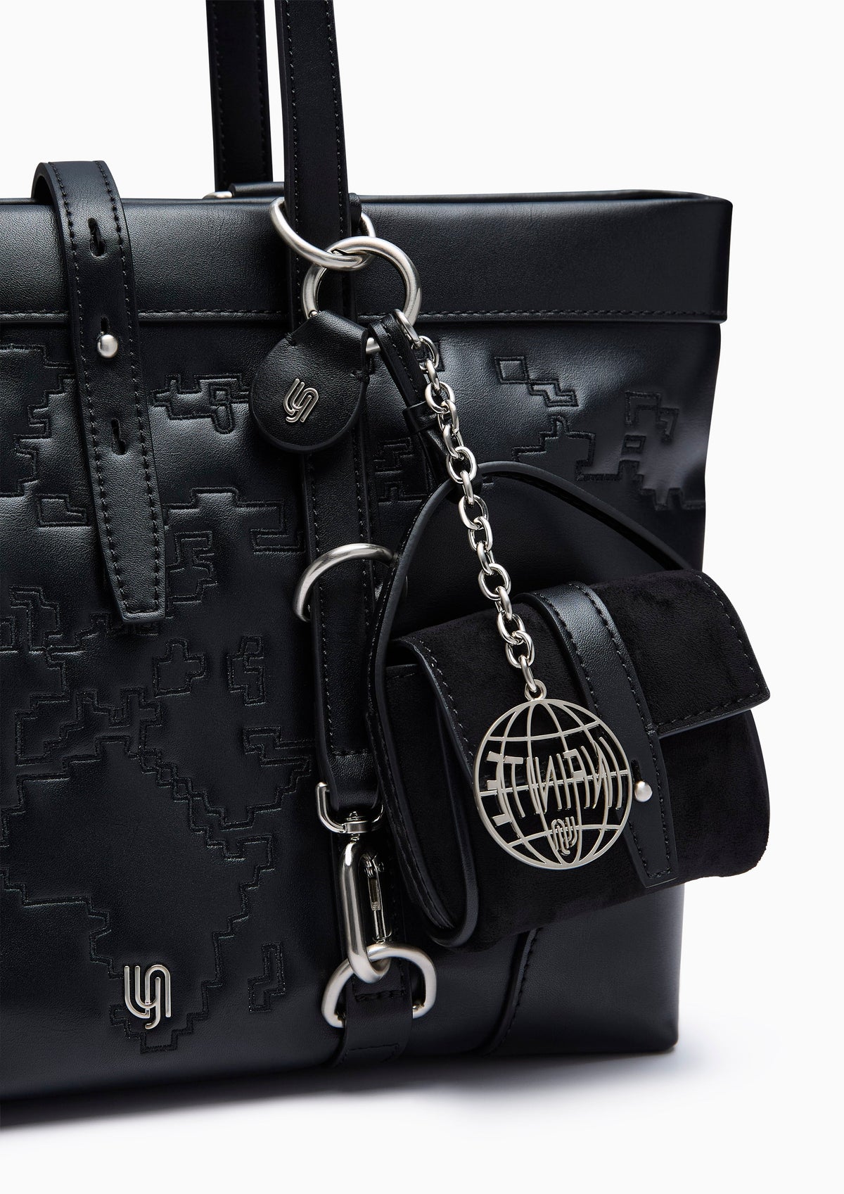 กระเป๋าโท้ท รุ่น Atlas Infinite XL