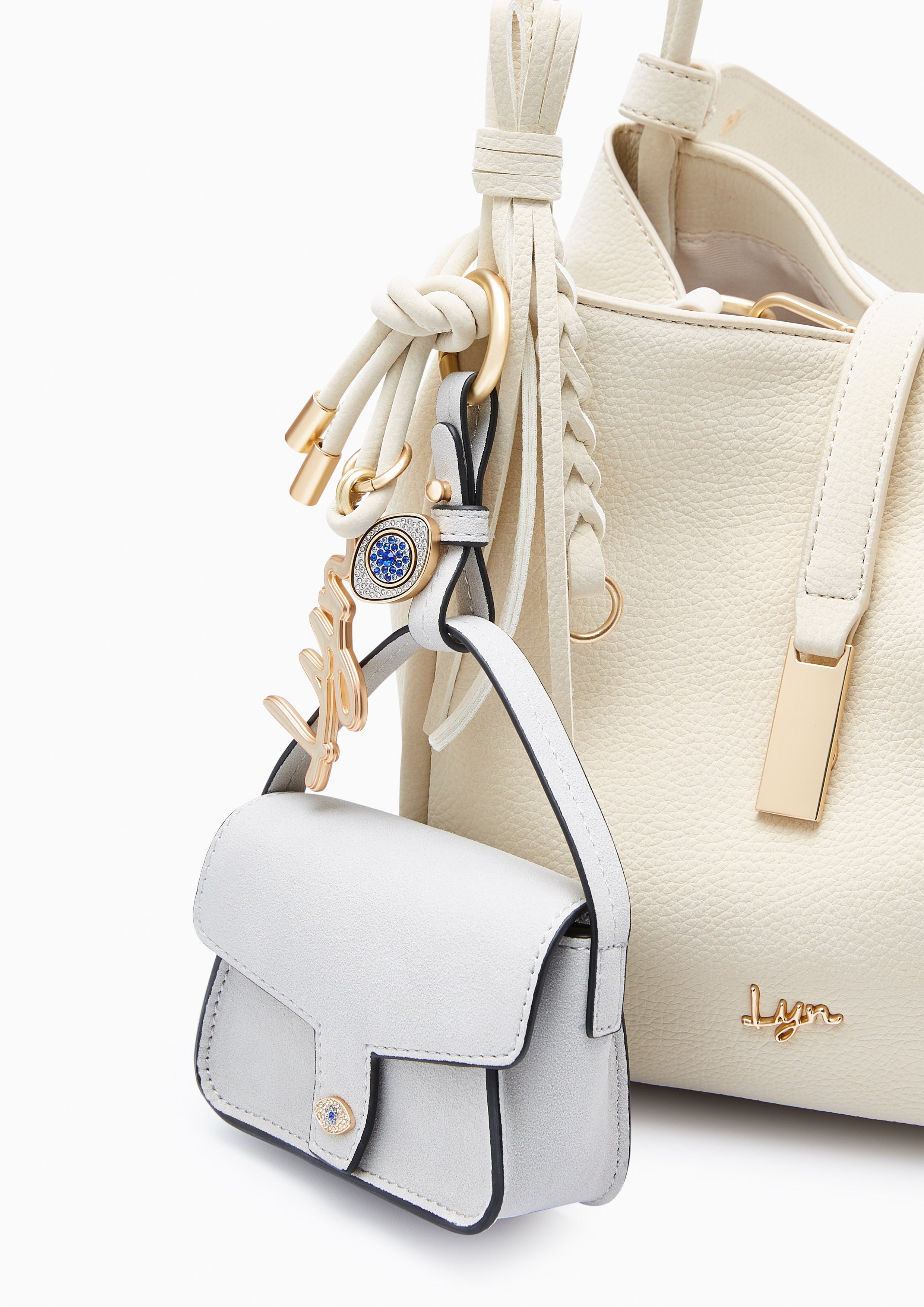Evilly M Handle Bag Ivory