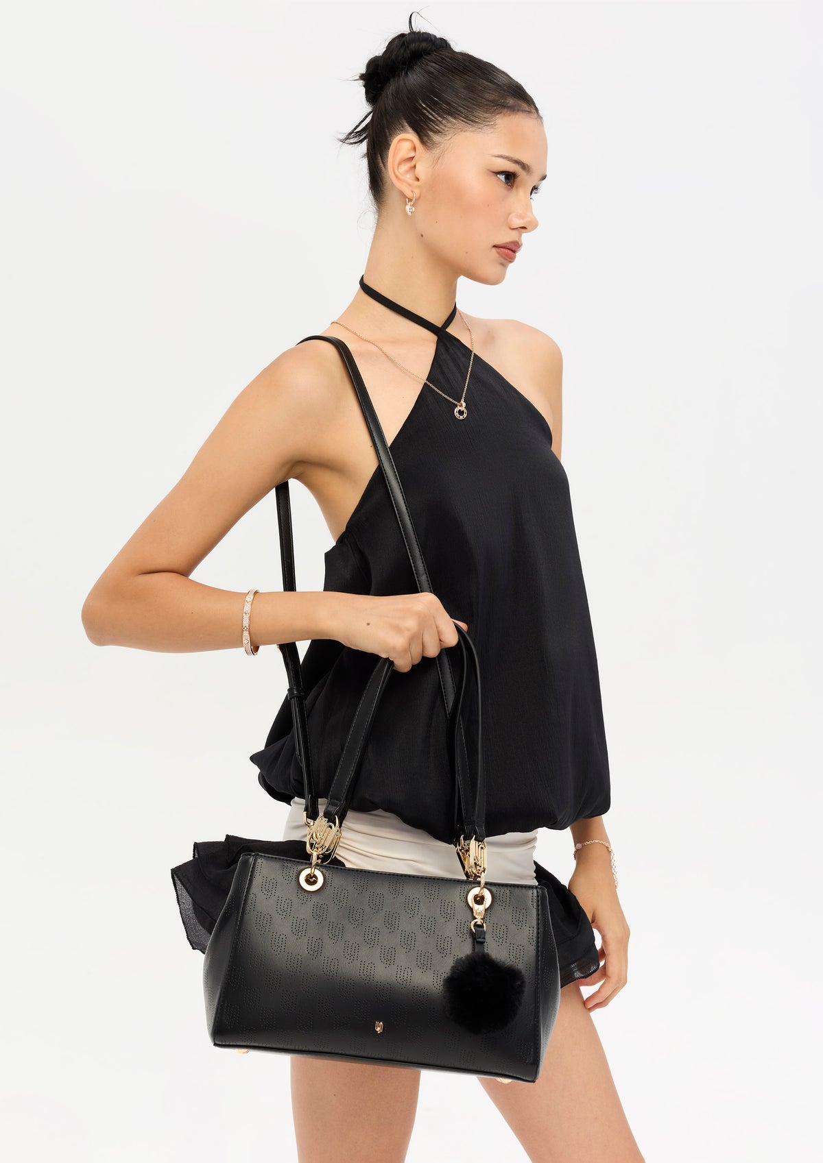 กระเป๋าโท้ท รุ่น Alvar Infinite L Tote