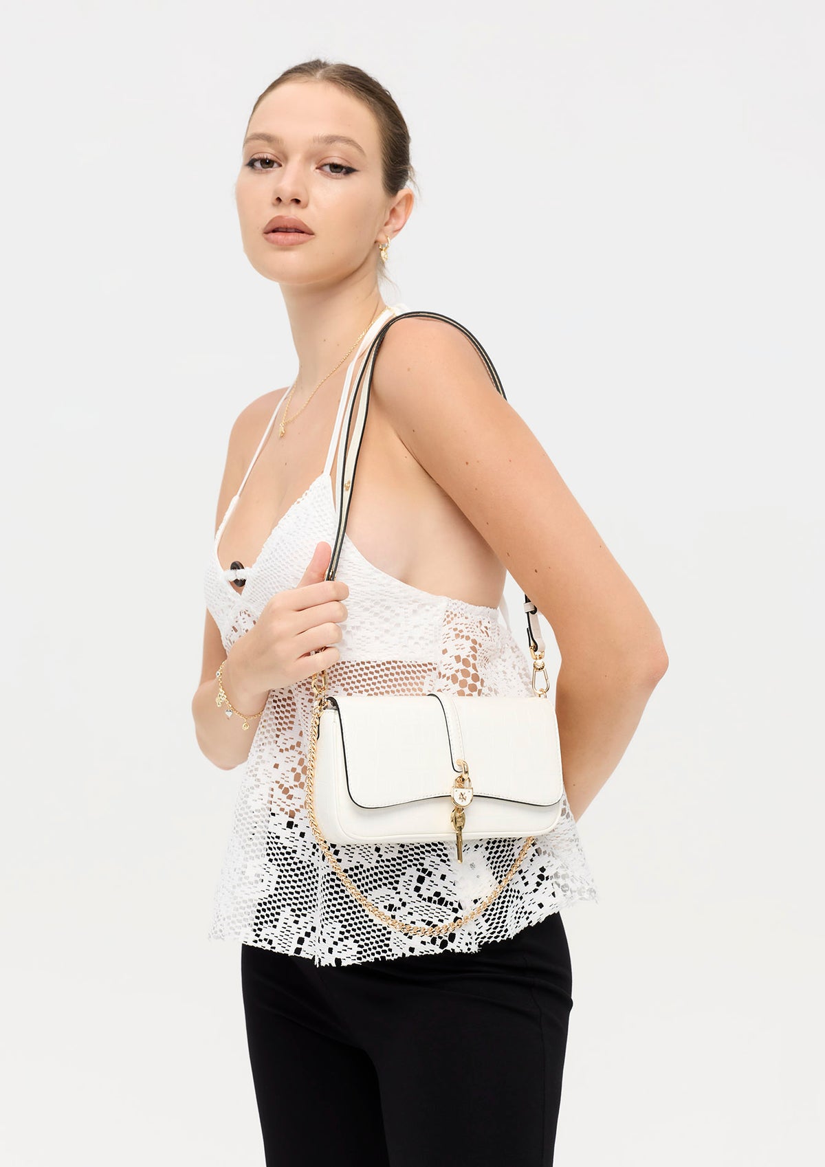 Archer S Shoulder Bag Off-White