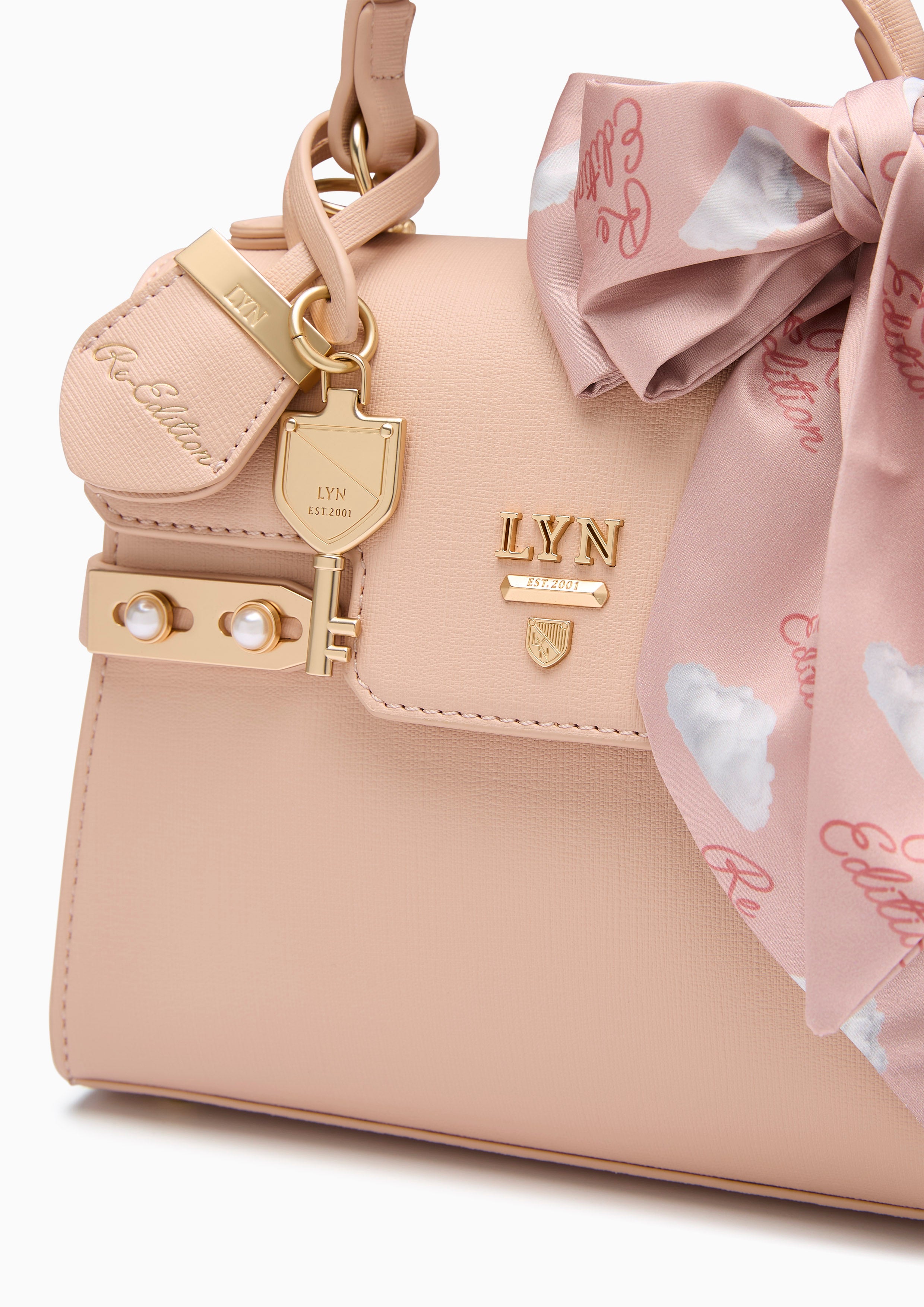 Lady Fineness S Top Handle Bag Nude
