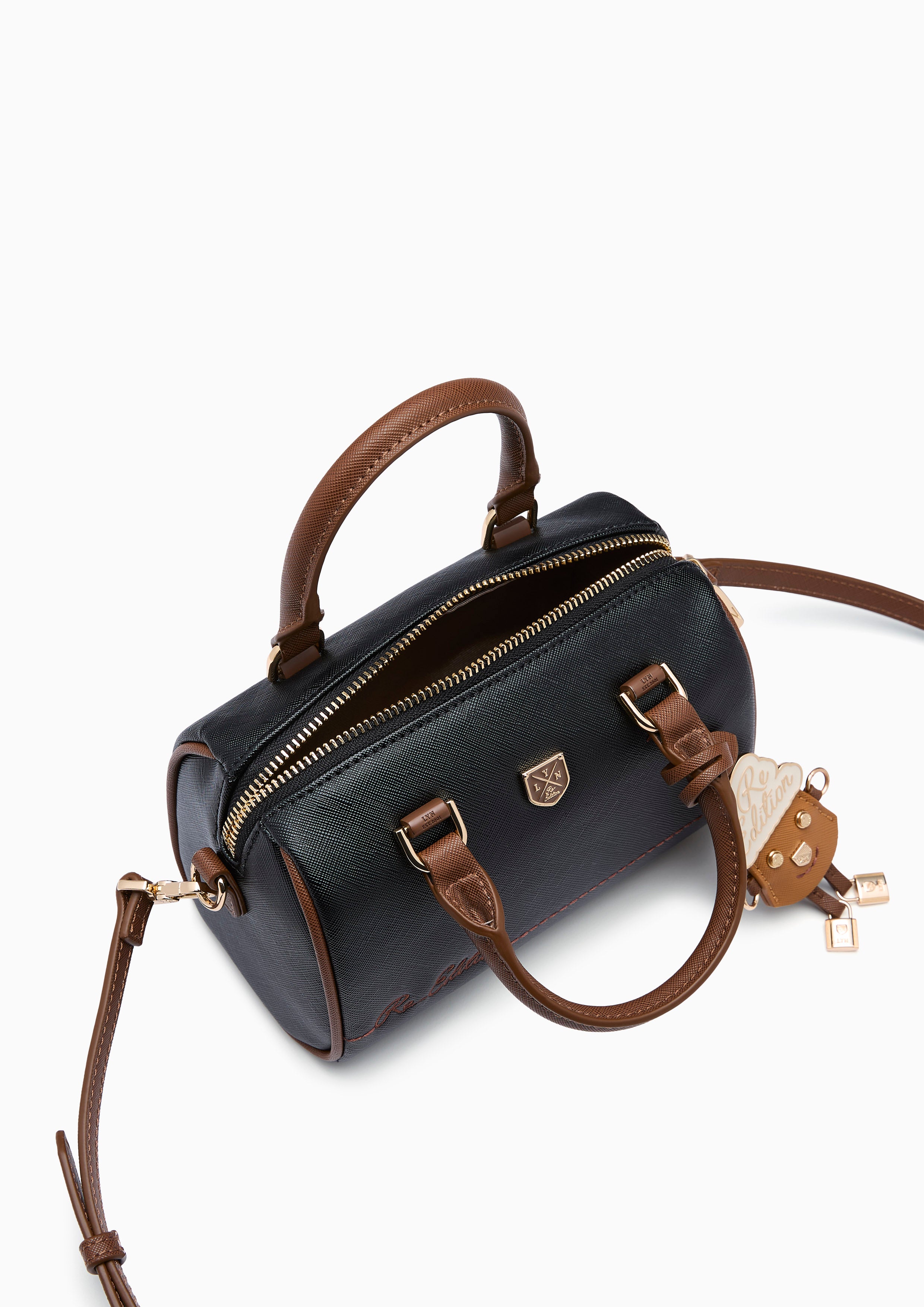 Lynna Burton S Duffle Bag Black