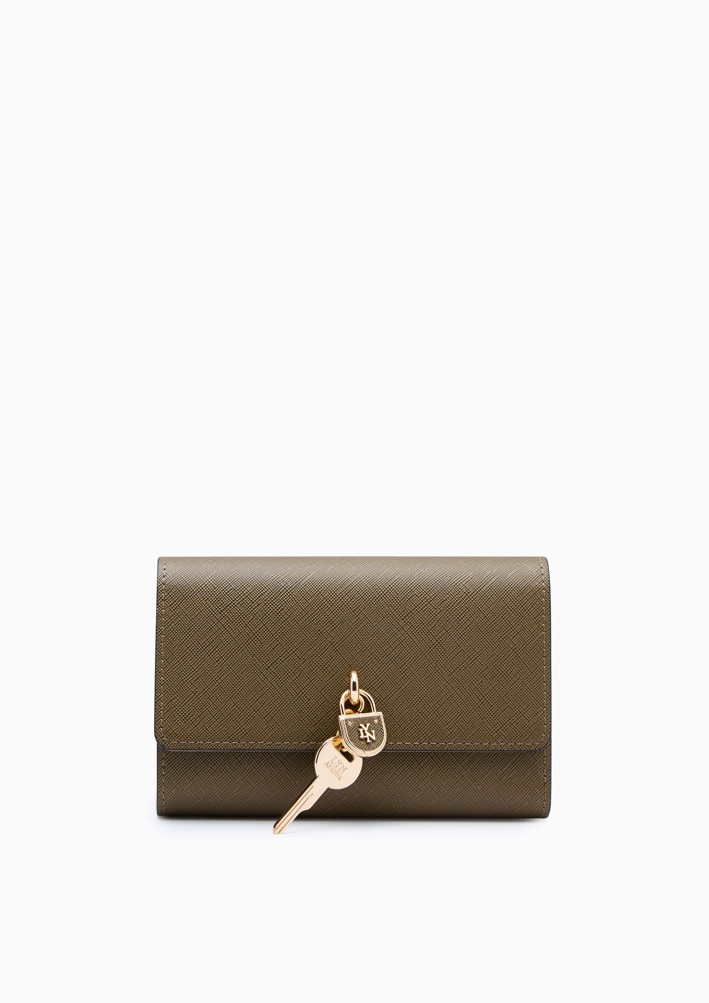 กระเป๋าสตางค์ใบสั้น รุ่น Addison Flap Semi Wallet