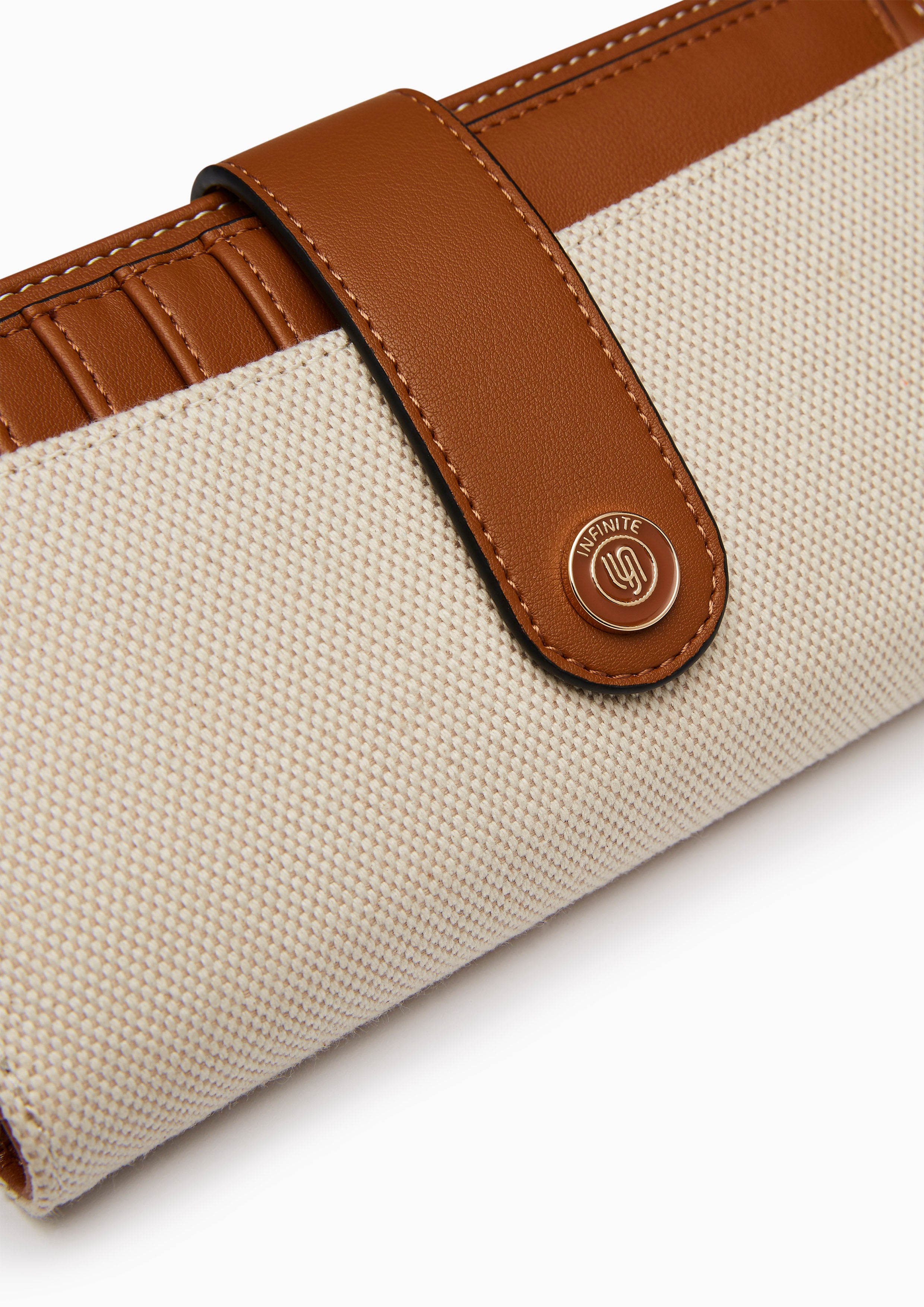 Zuri Infinite Long Wallet Beige