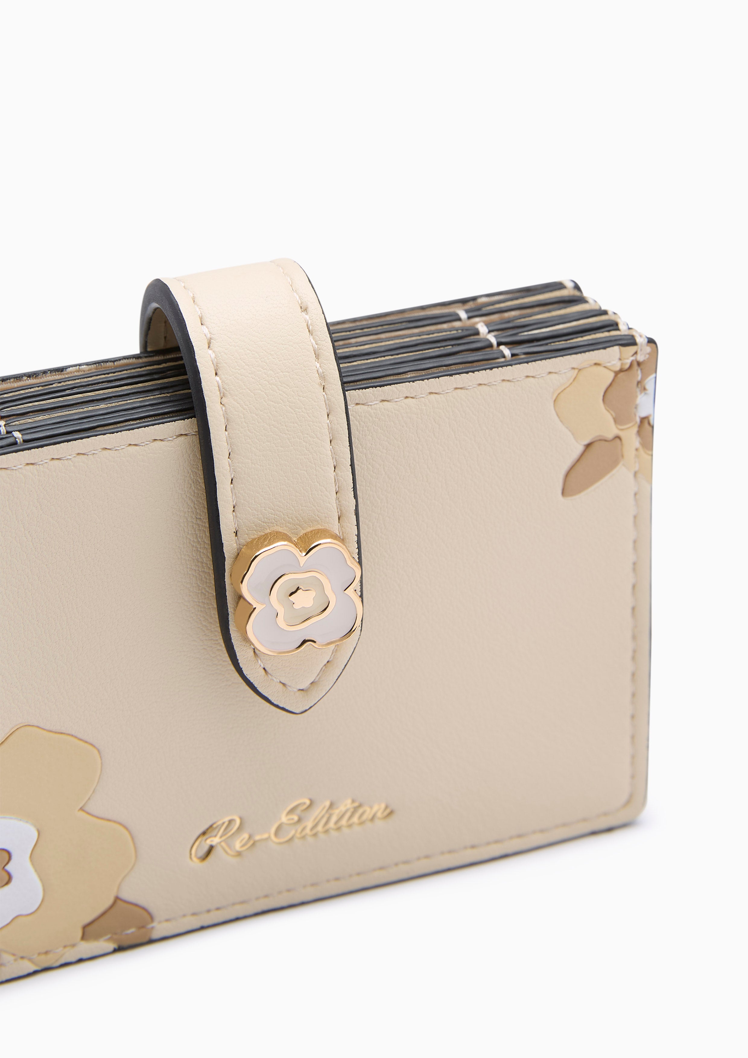 กระเป๋าใส่บัตรสะพายข้าง รุ่น Poppy Card Holder