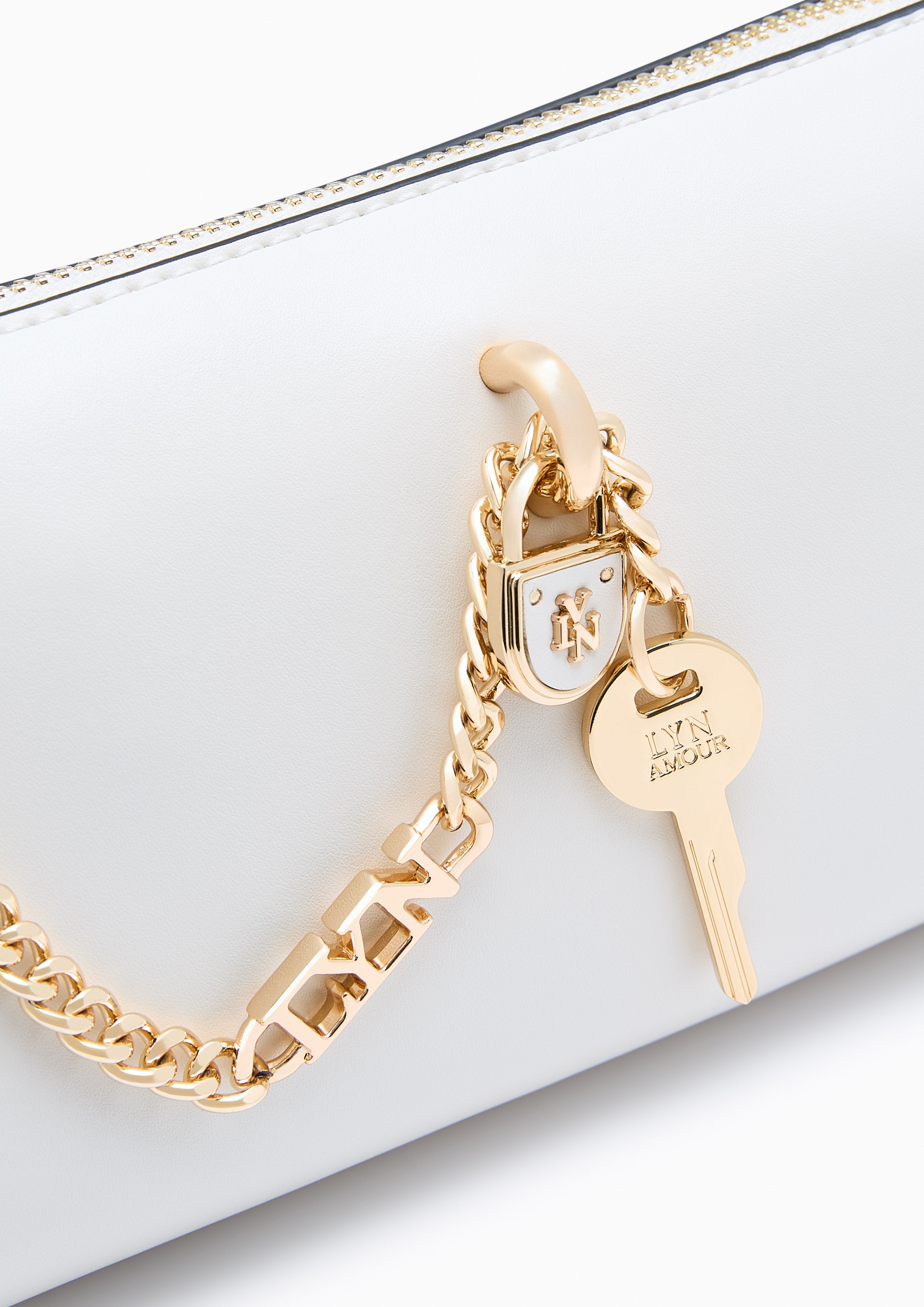 กระเป๋าสะพาย รุ่น Miley Pouch