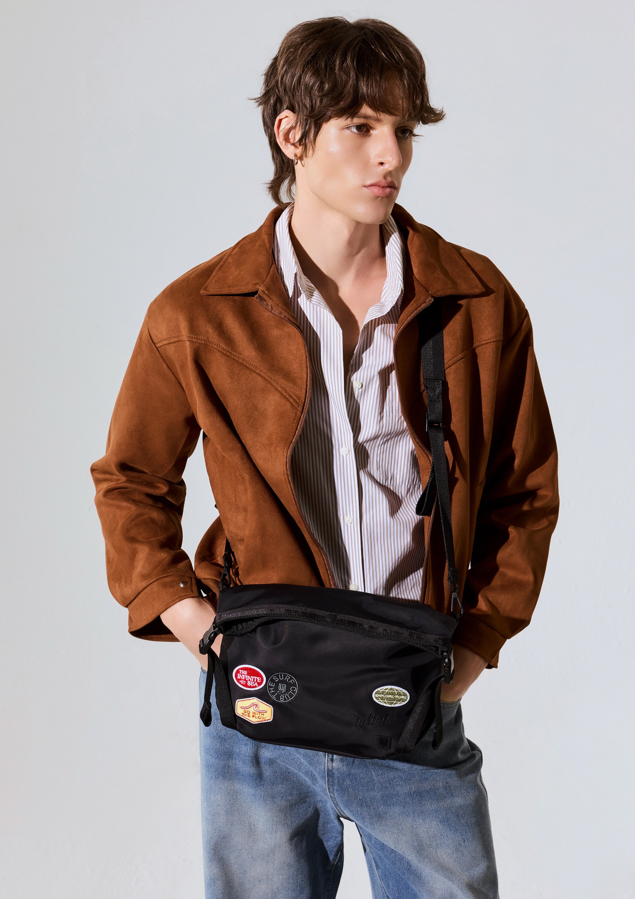 กระเป๋าสะพายข้าง รุ่น Breeze Infinite S