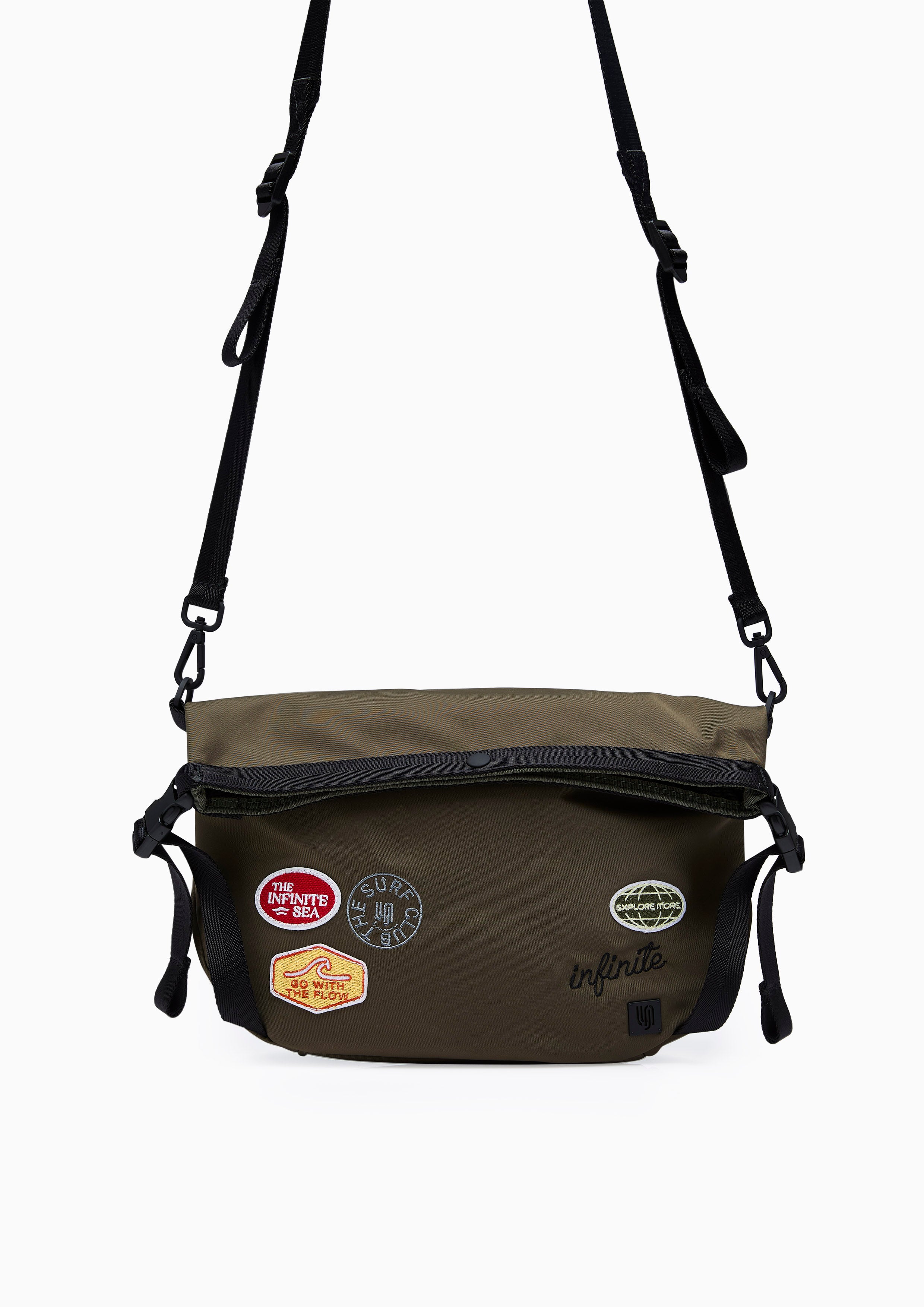 กระเป๋าสะพายข้าง รุ่น Breeze Infinite S