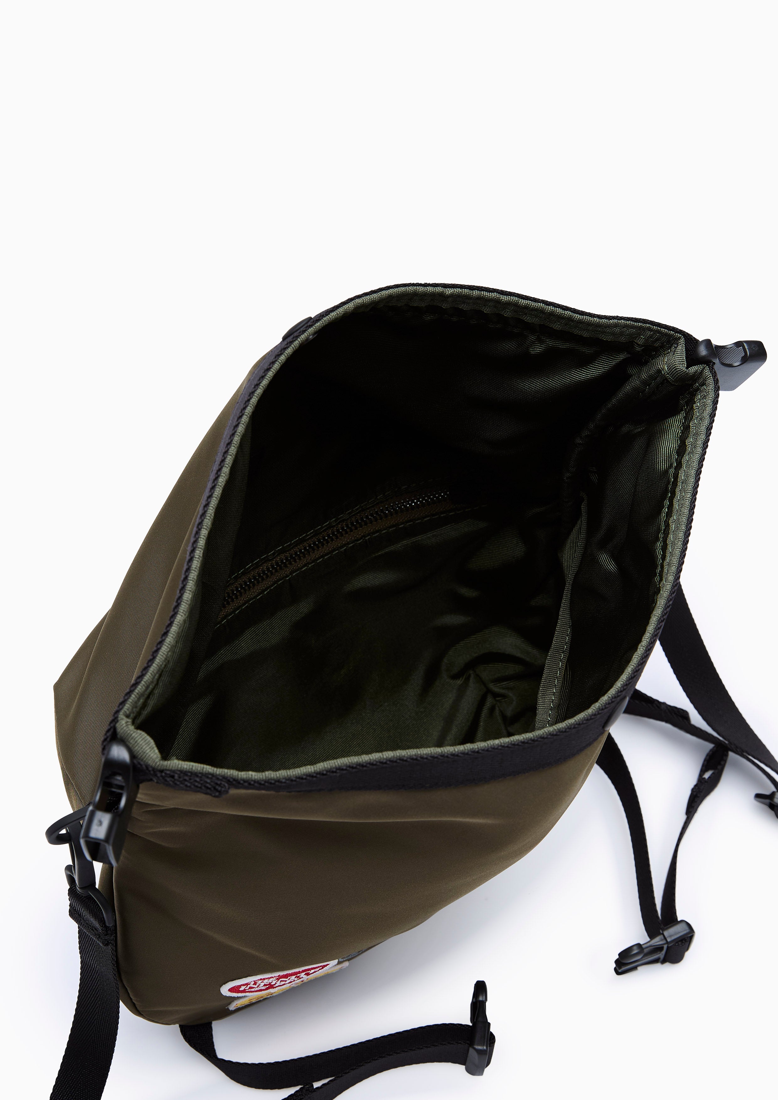 กระเป๋าสะพายข้าง รุ่น Breeze Infinite S