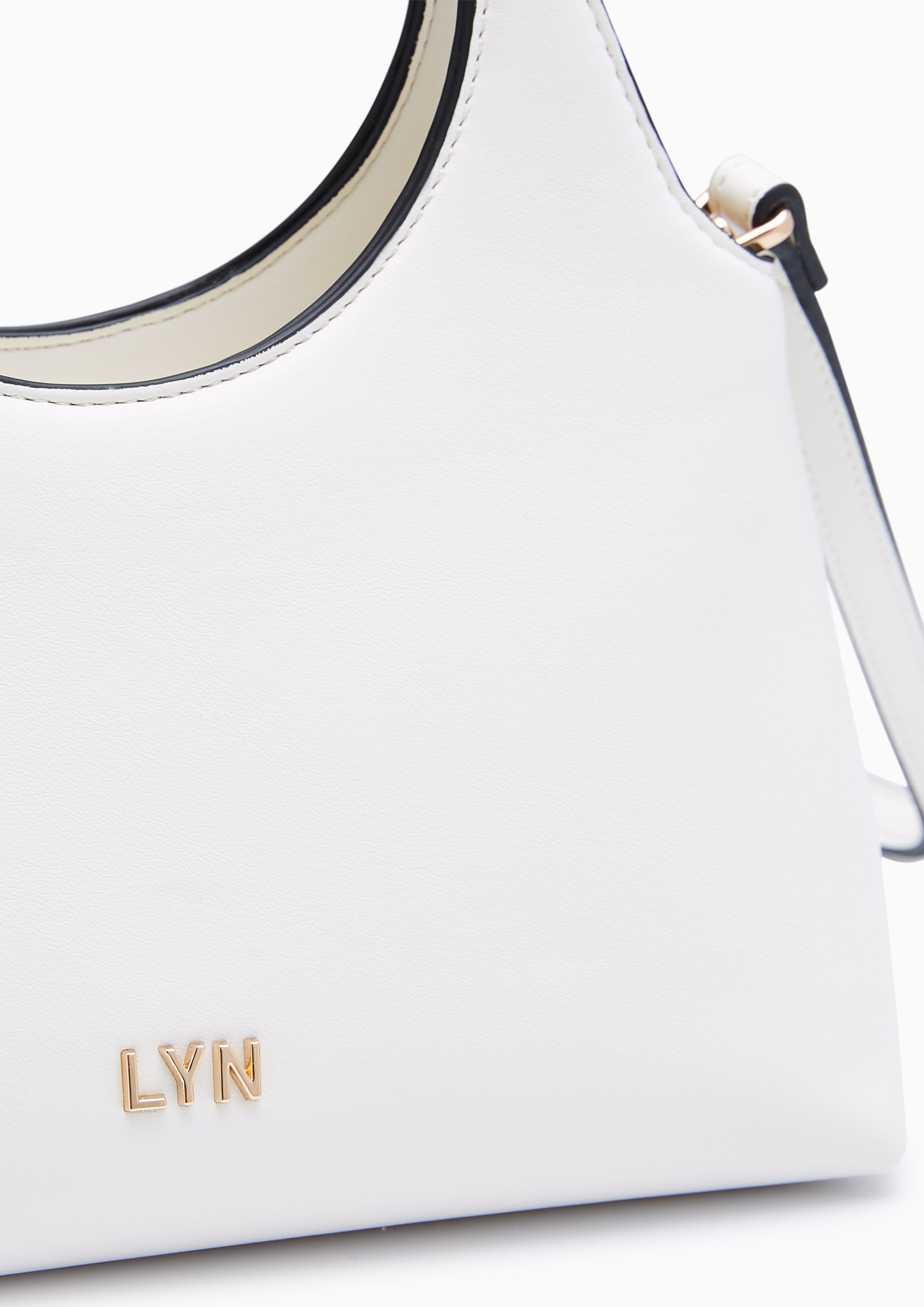 กระเป๋าถือ รุ่น Etarna Top Handle Bag