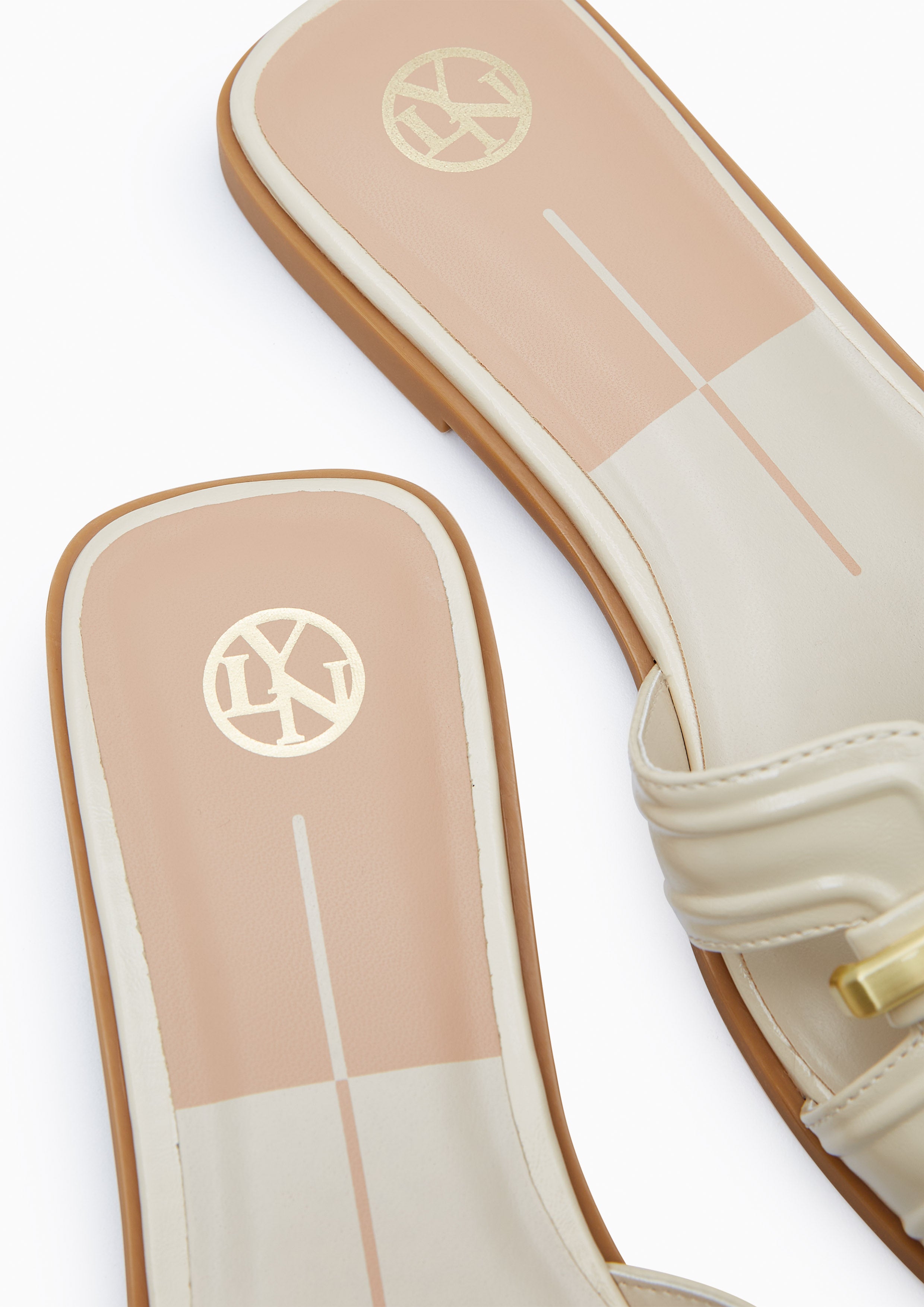 รองเท้าแตะ Hey Minimal