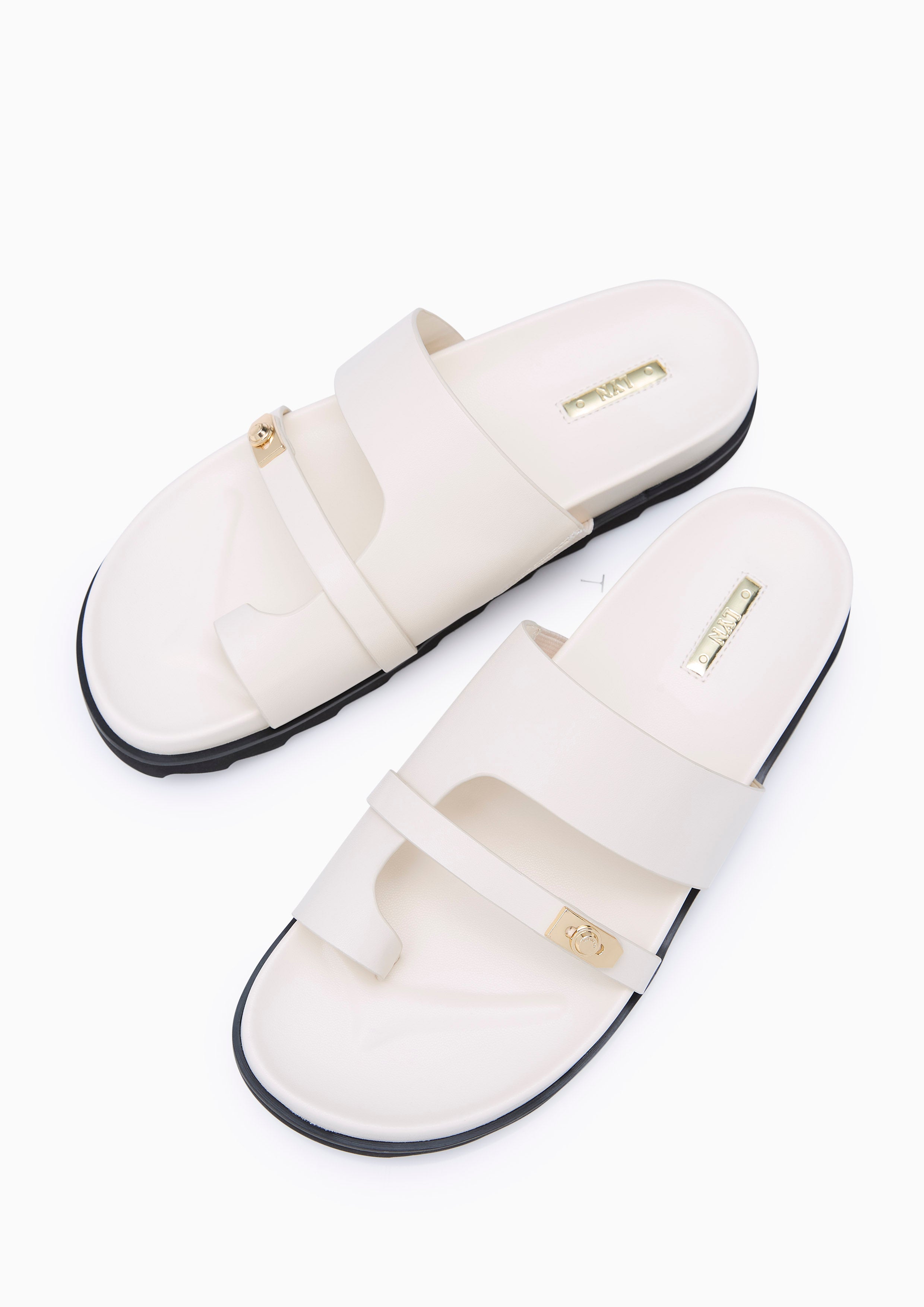 รองเท้าสลิปออน รุ่น Master Tiny Thong