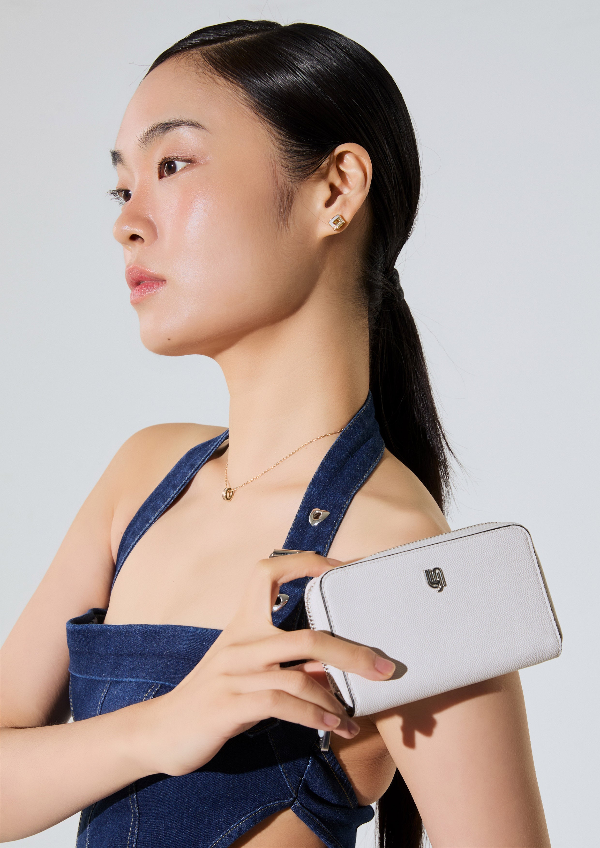 กระเป๋าสตางค์ซิปใบยาว Cleona Infinite