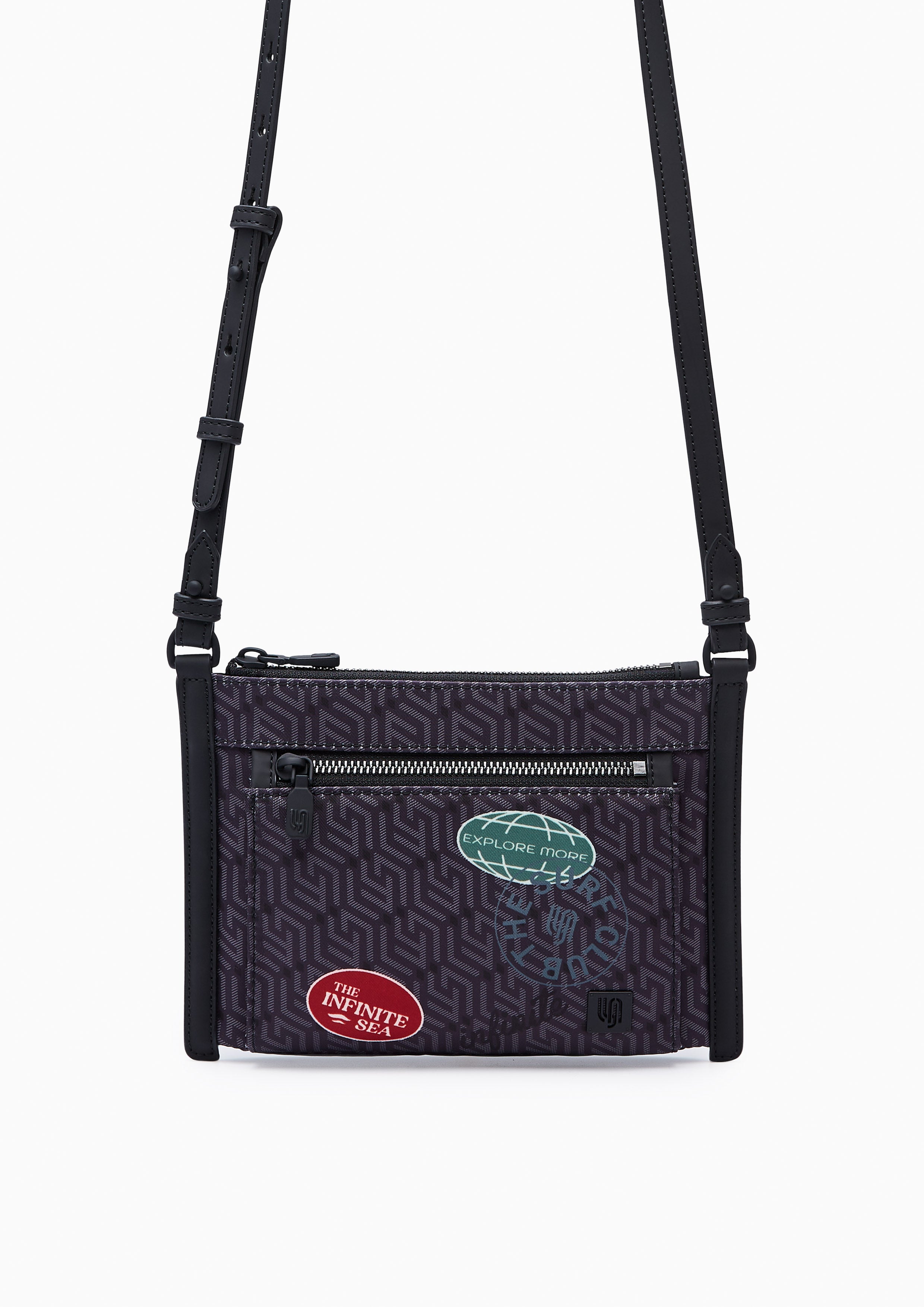 กระเป๋าสะพายข้างใบเล็ก รุ่น Breeze Infinite