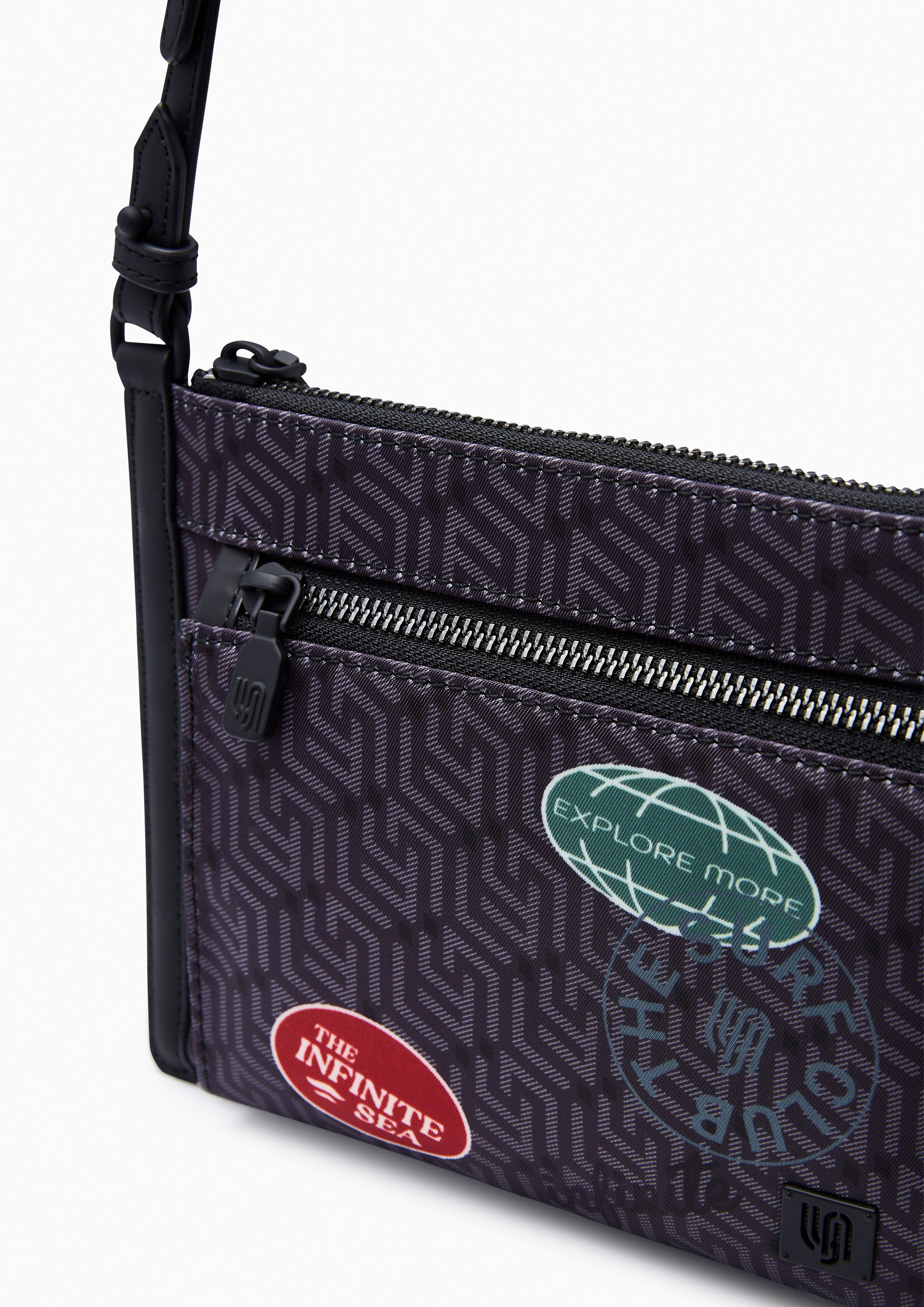 Breeze Infinite Pouch Black