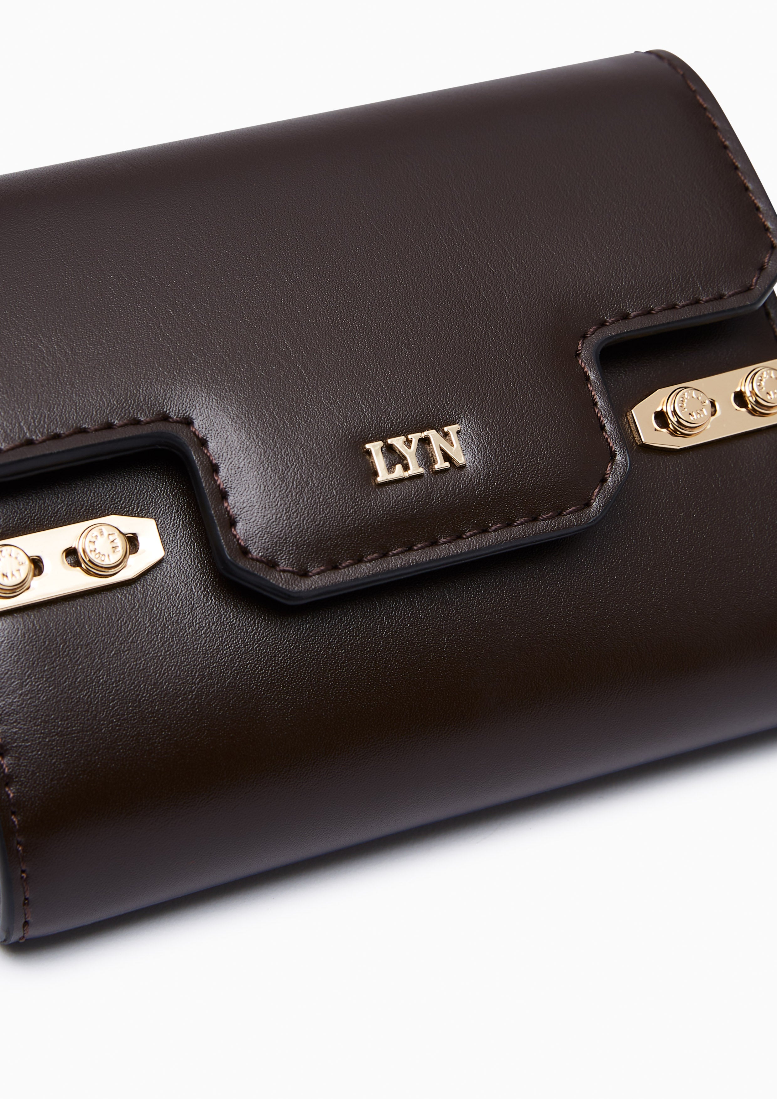 กระเป๋าสตางค์ใบสั้น รุ่น Fineness Revision Short Flap