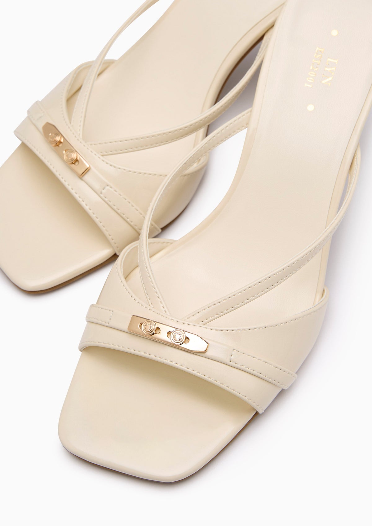 Master Strapy Mid Heel Ivory