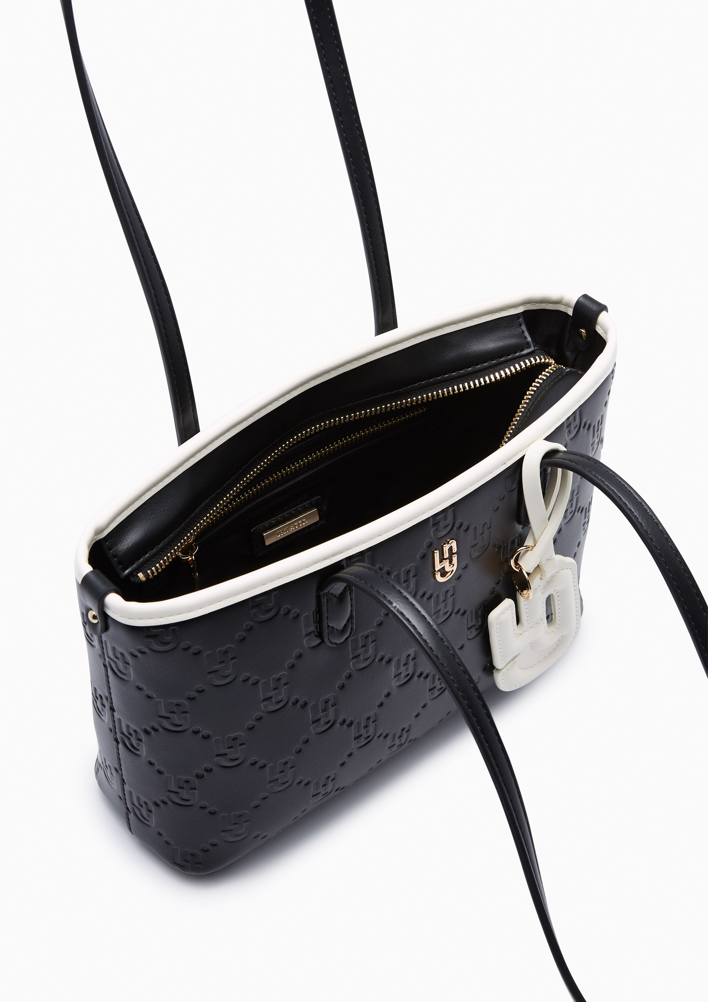 กระเป๋าโท้ท Brietta S Tote