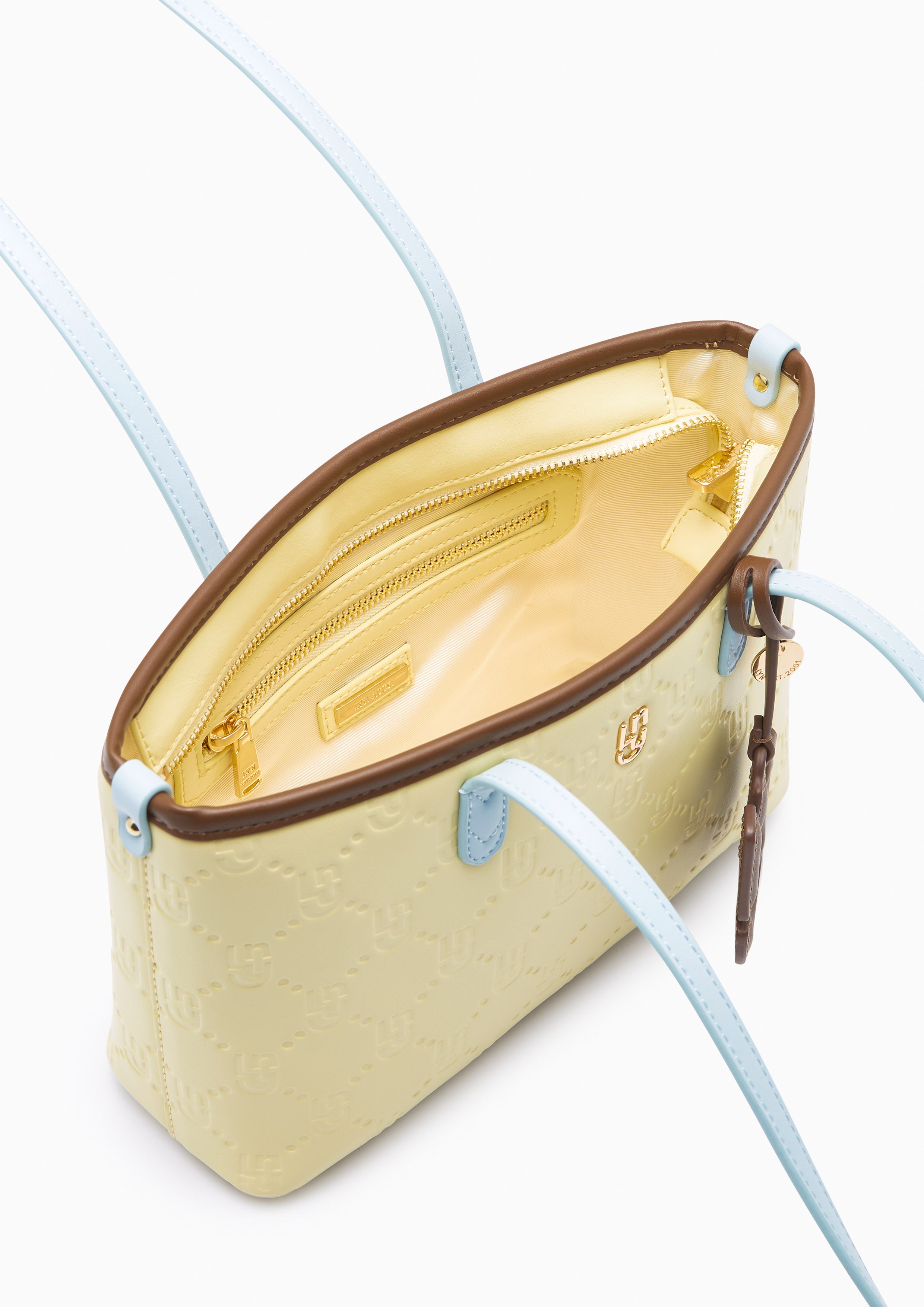 กระเป๋าโท้ท Brietta S Tote