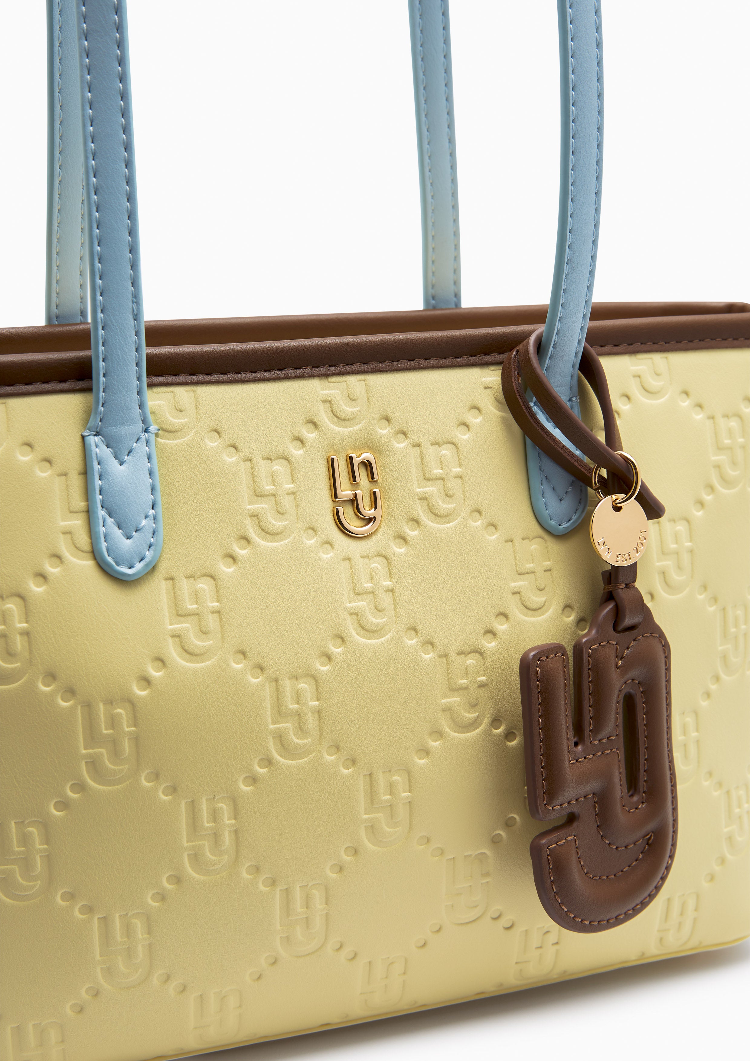 กระเป๋าโท้ท Brietta S Tote