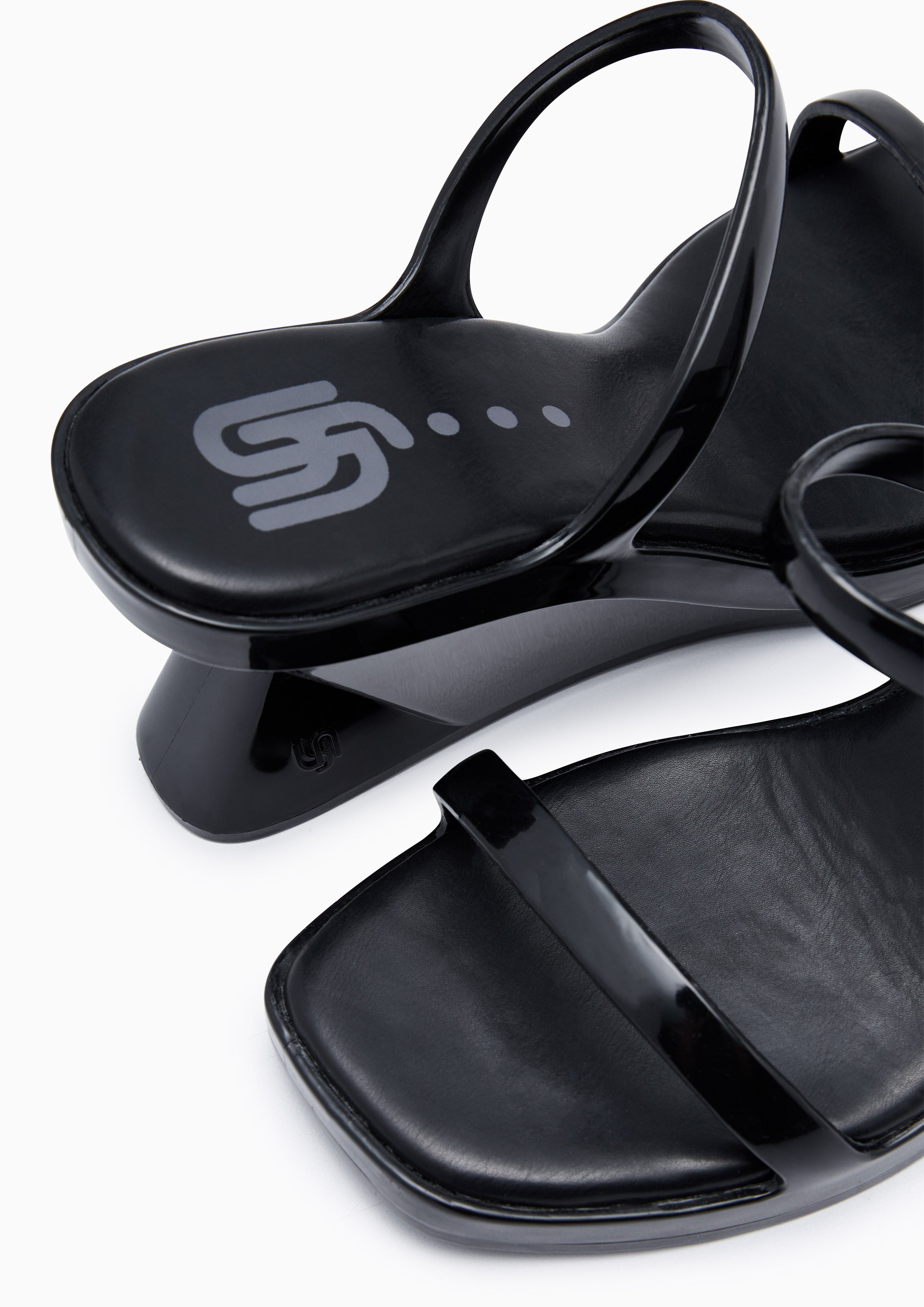 Jelly Jojo Wedge Sandals Black