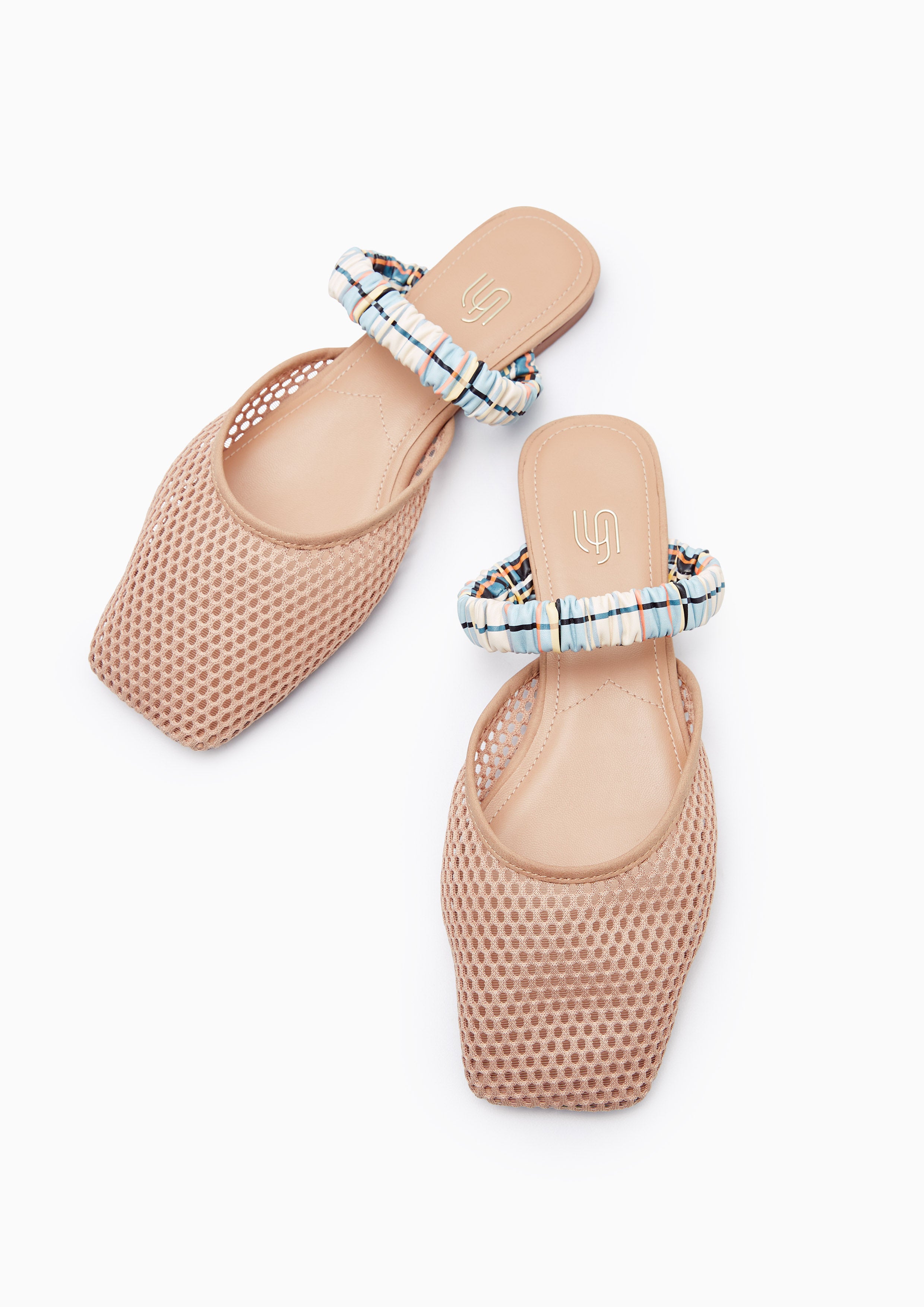 Vela Infinite Flat Mules Beige
