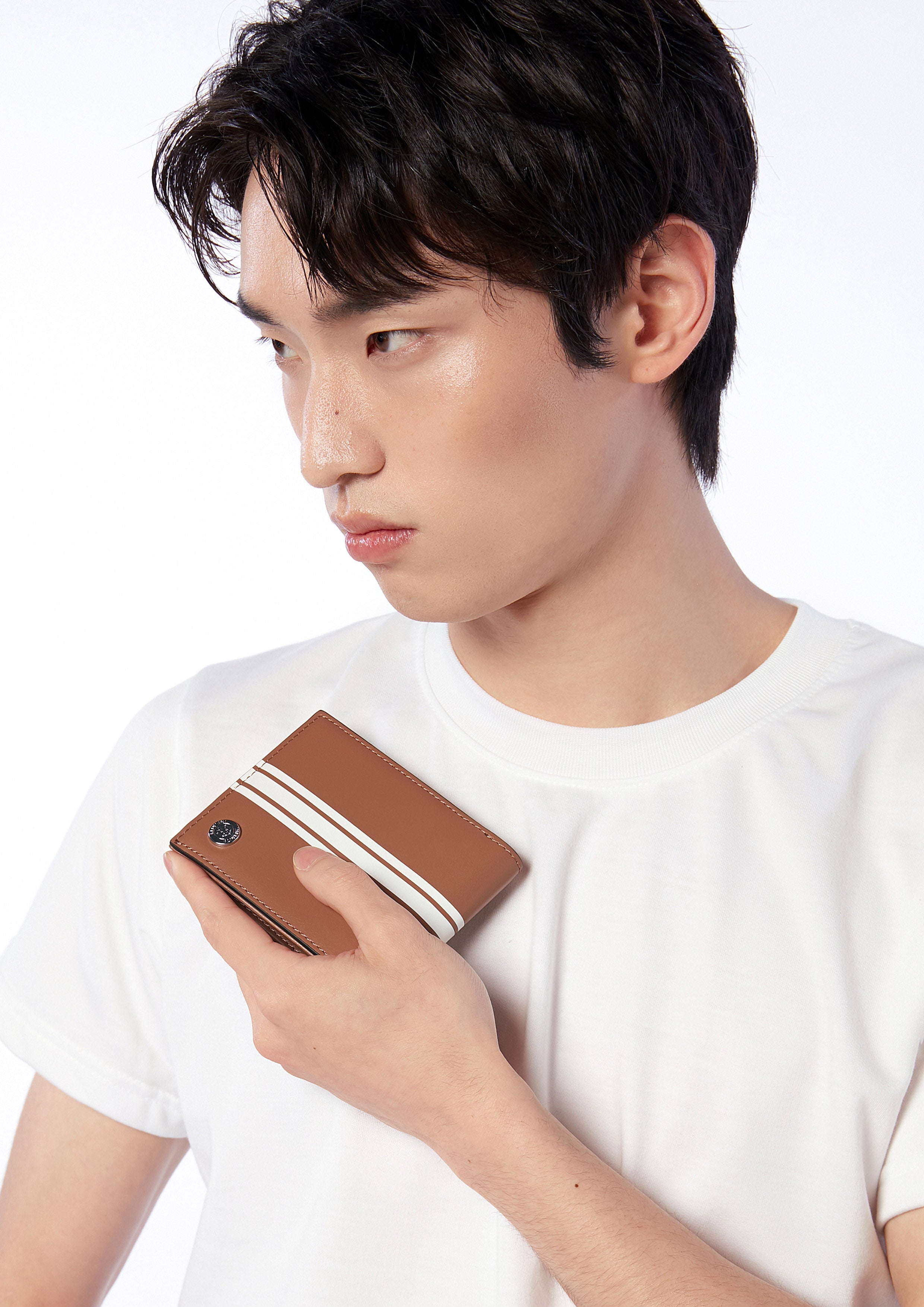 กระเป๋าสตางค์ทรงสั้น Link