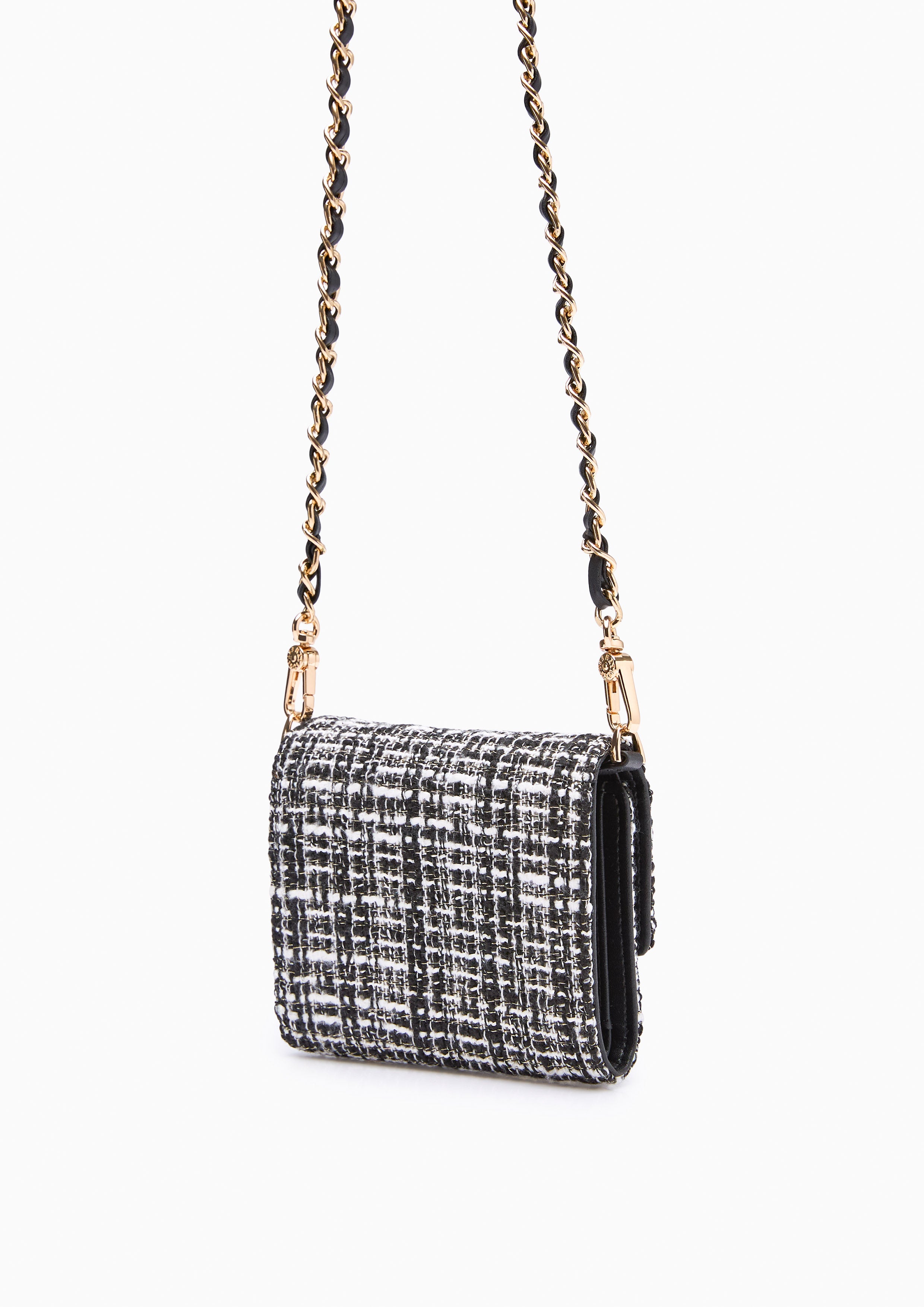 Fraise Short Wallet On Chain Black