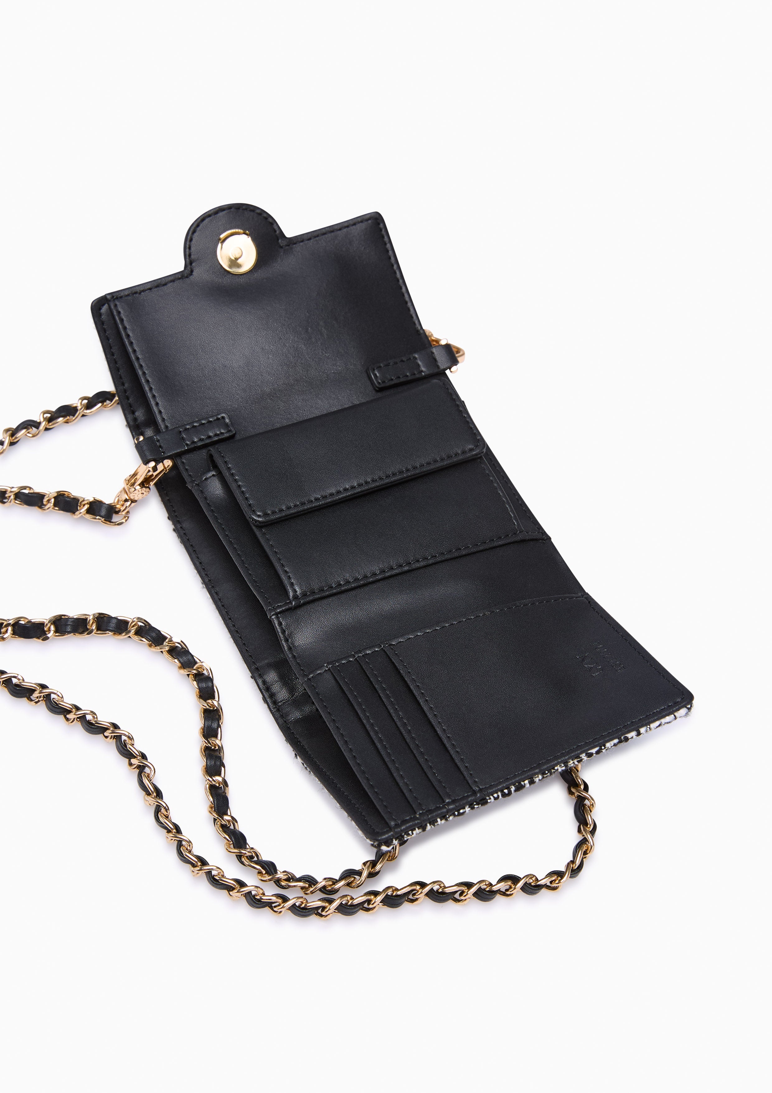 Fraise Short Wallet On Chain Black